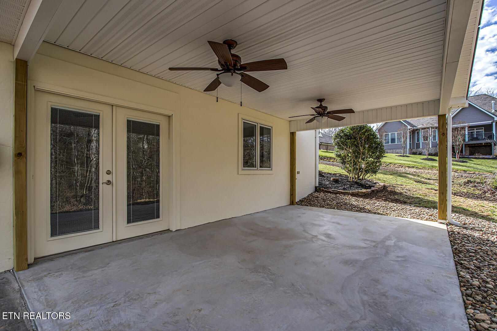 301 Uhdali Place Loudon TN 37774