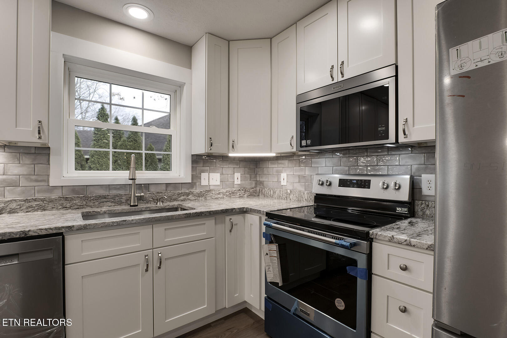 301 Uhdali Place Loudon TN 37774