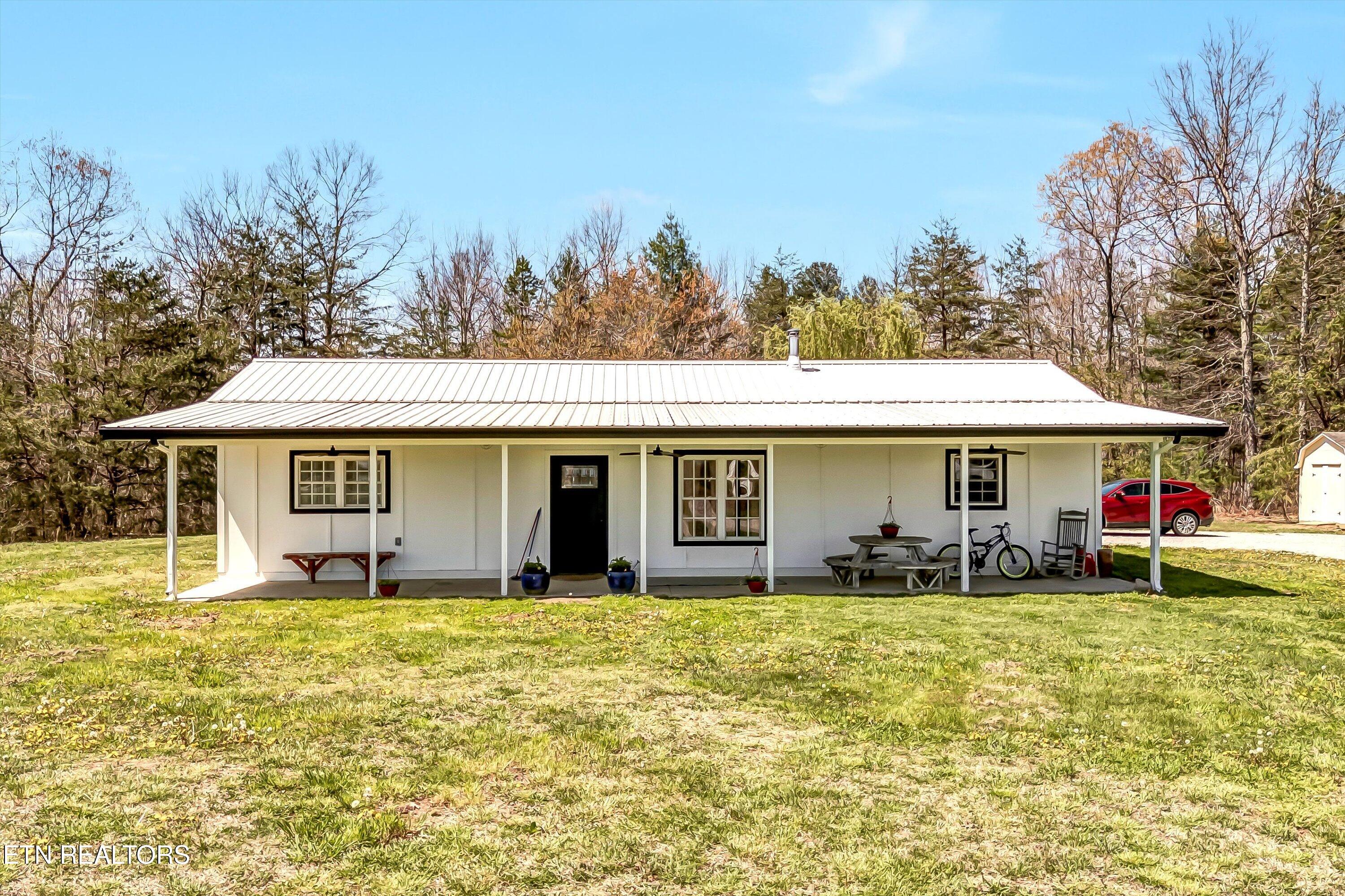 176 Old Collins Road Deer Lodge TN 37726