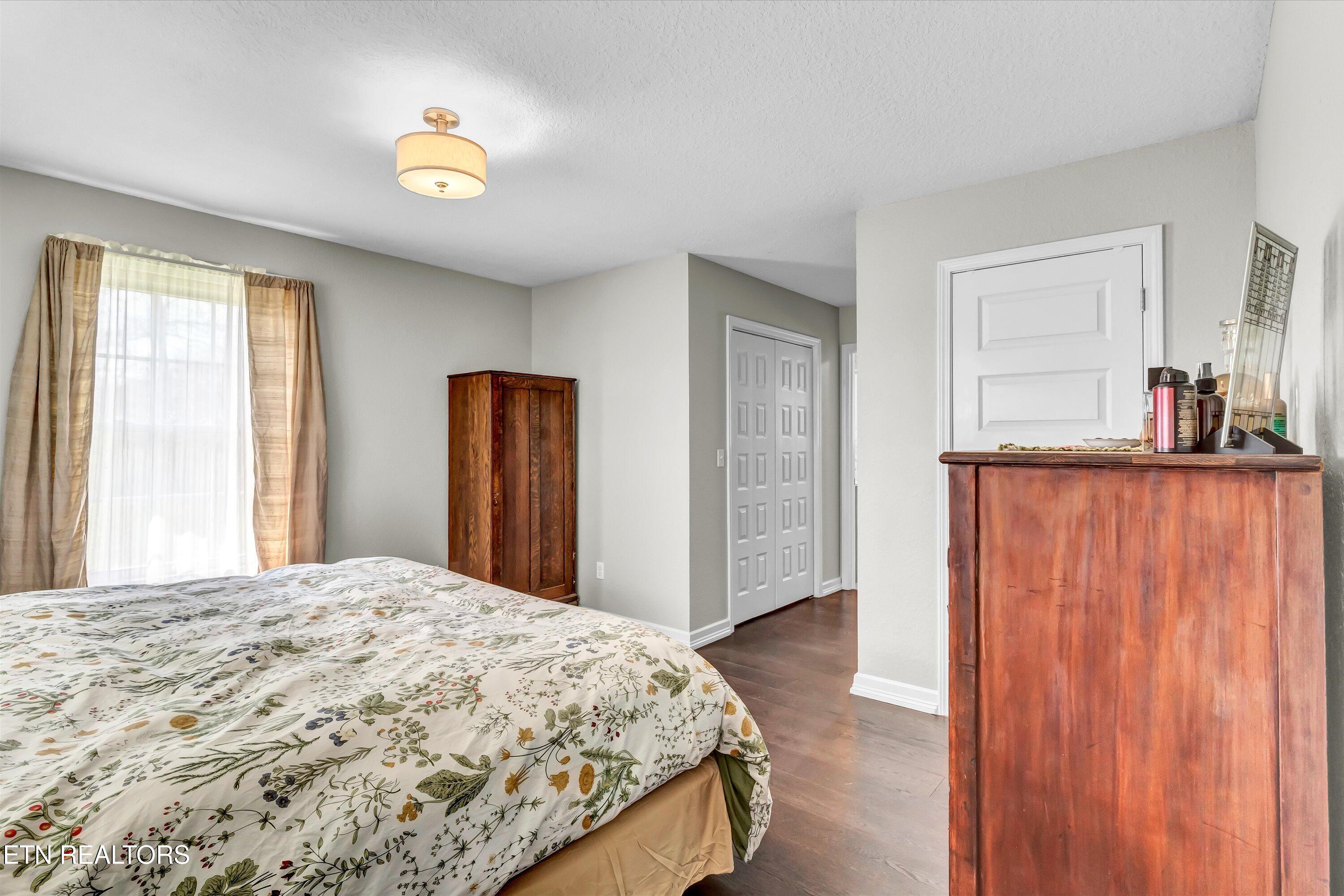 176 Old Collins Road Deer Lodge TN 37726