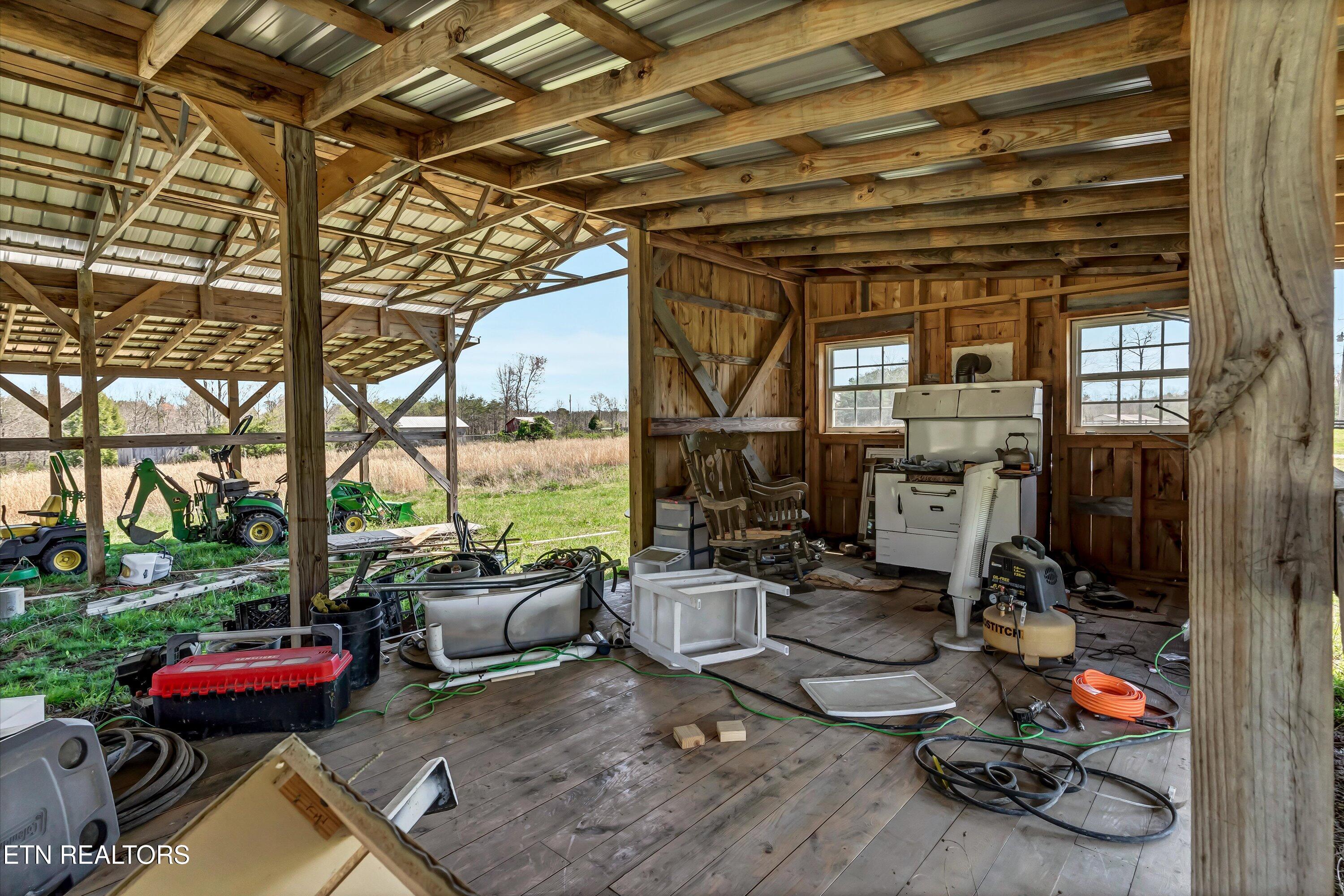 176 Old Collins Road Deer Lodge TN 37726