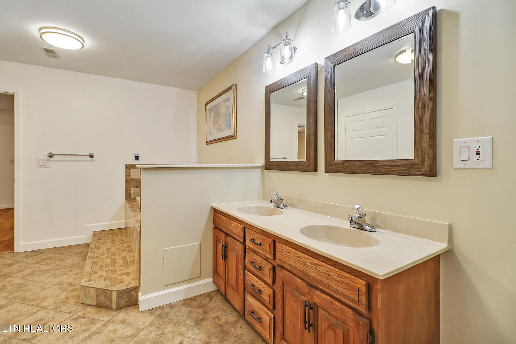 8429 Cherokee Trail Crossville TN 38572