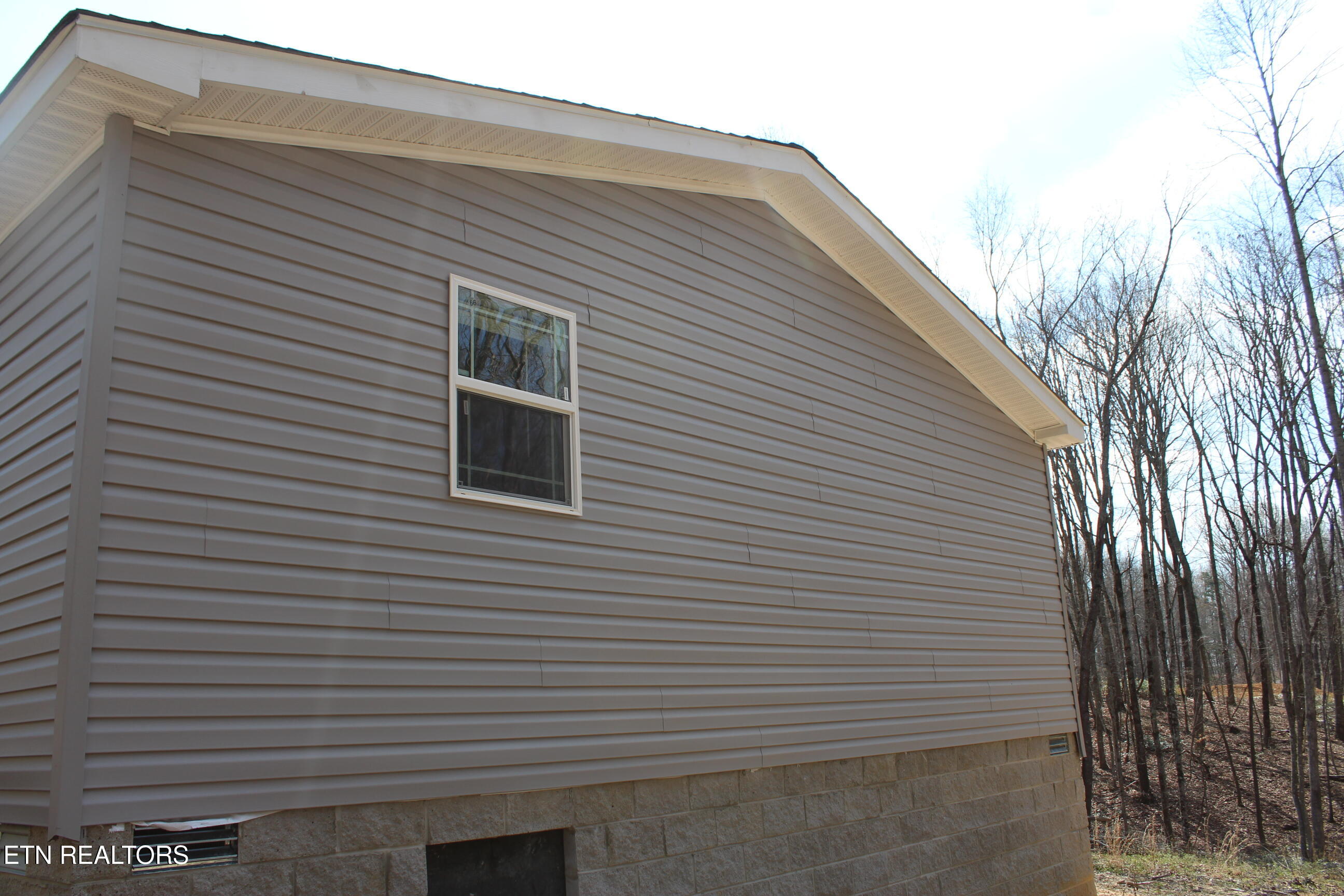 60 Longview Lane Jamestown TN 38556