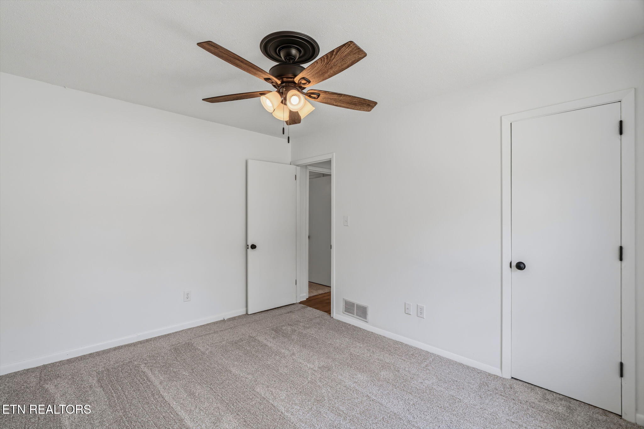 10008 Bluegrass Road Knoxville TN 37922