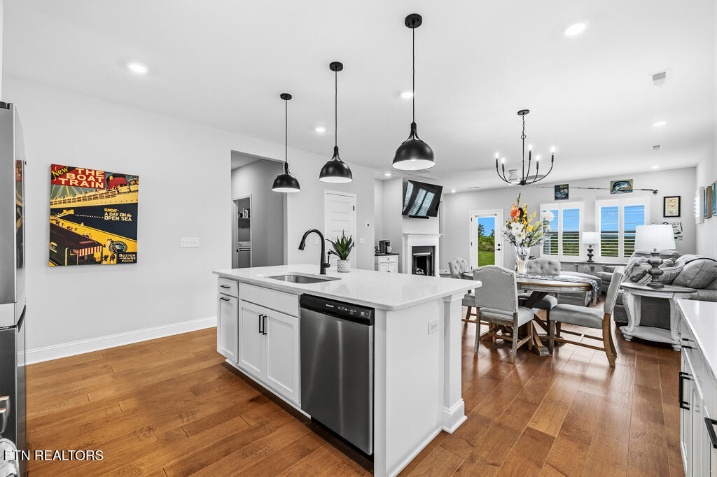 402 Sugar Maple Trail Lenoir City TN 37771