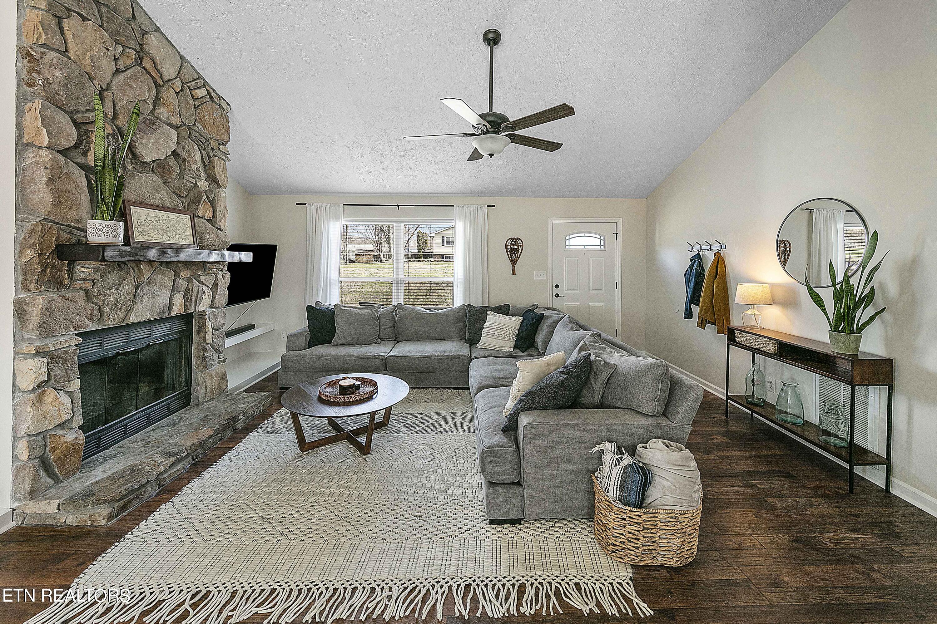 1137 Terra Rosa Drive Knoxville TN 37932