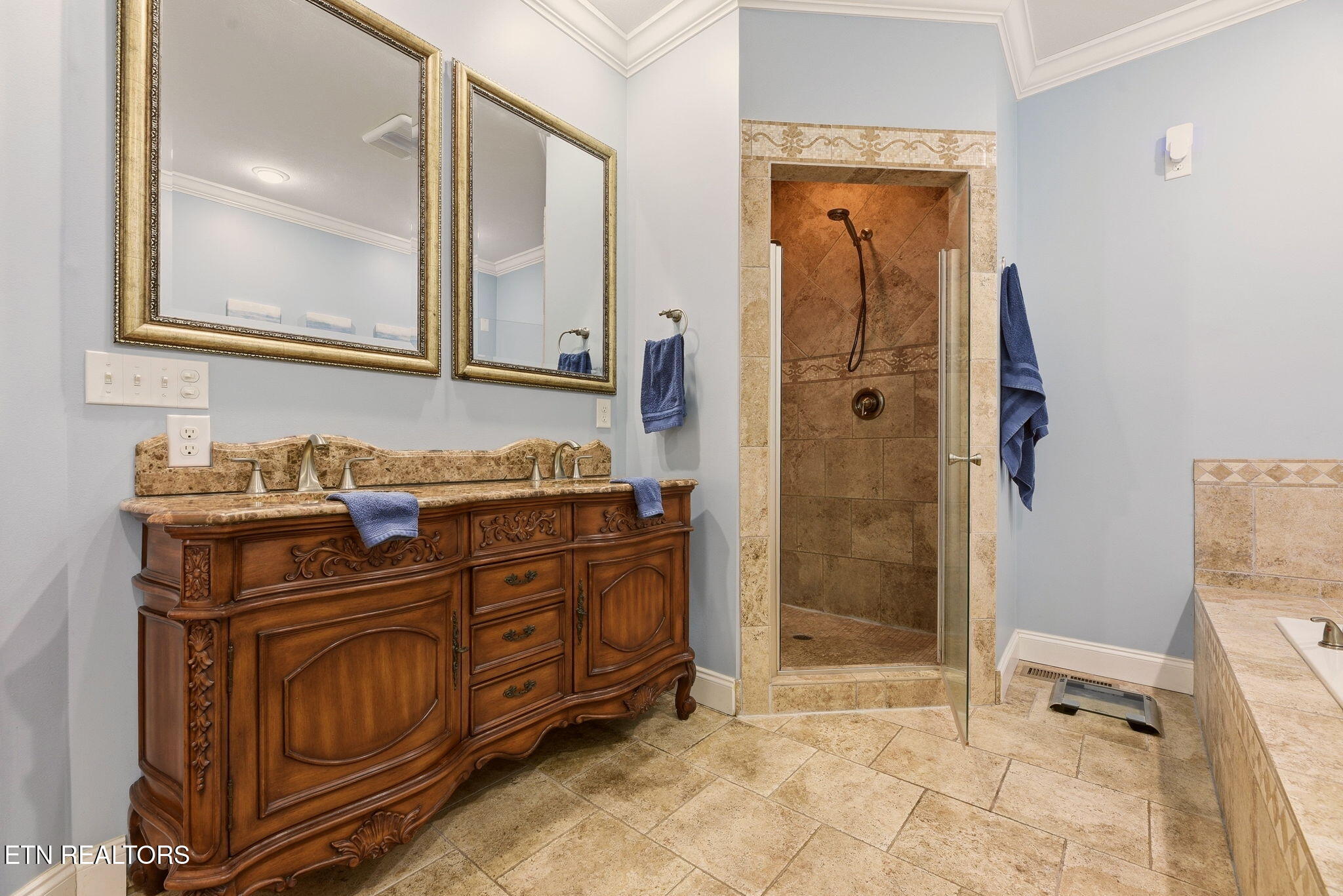 144 Apple Tree Drive Clinton TN 37716