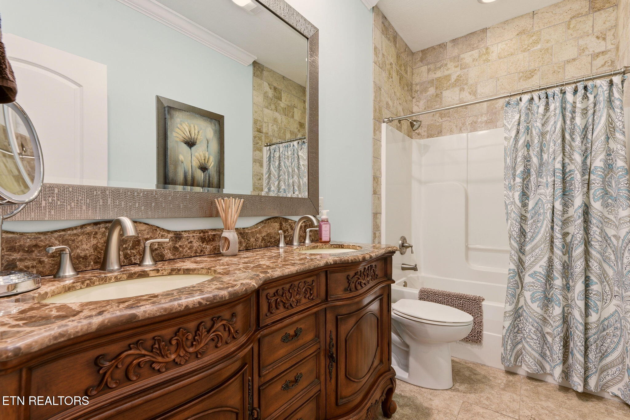 144 Apple Tree Drive Clinton TN 37716