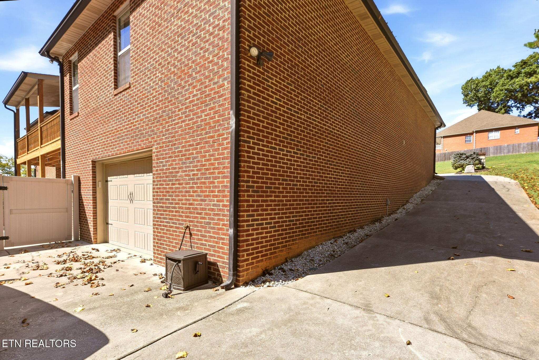 144 Apple Tree Drive Clinton TN 37716