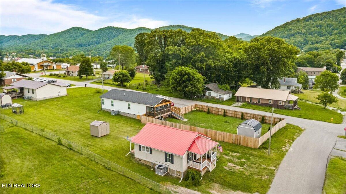 502 S 12th Street Lafollette TN 37766