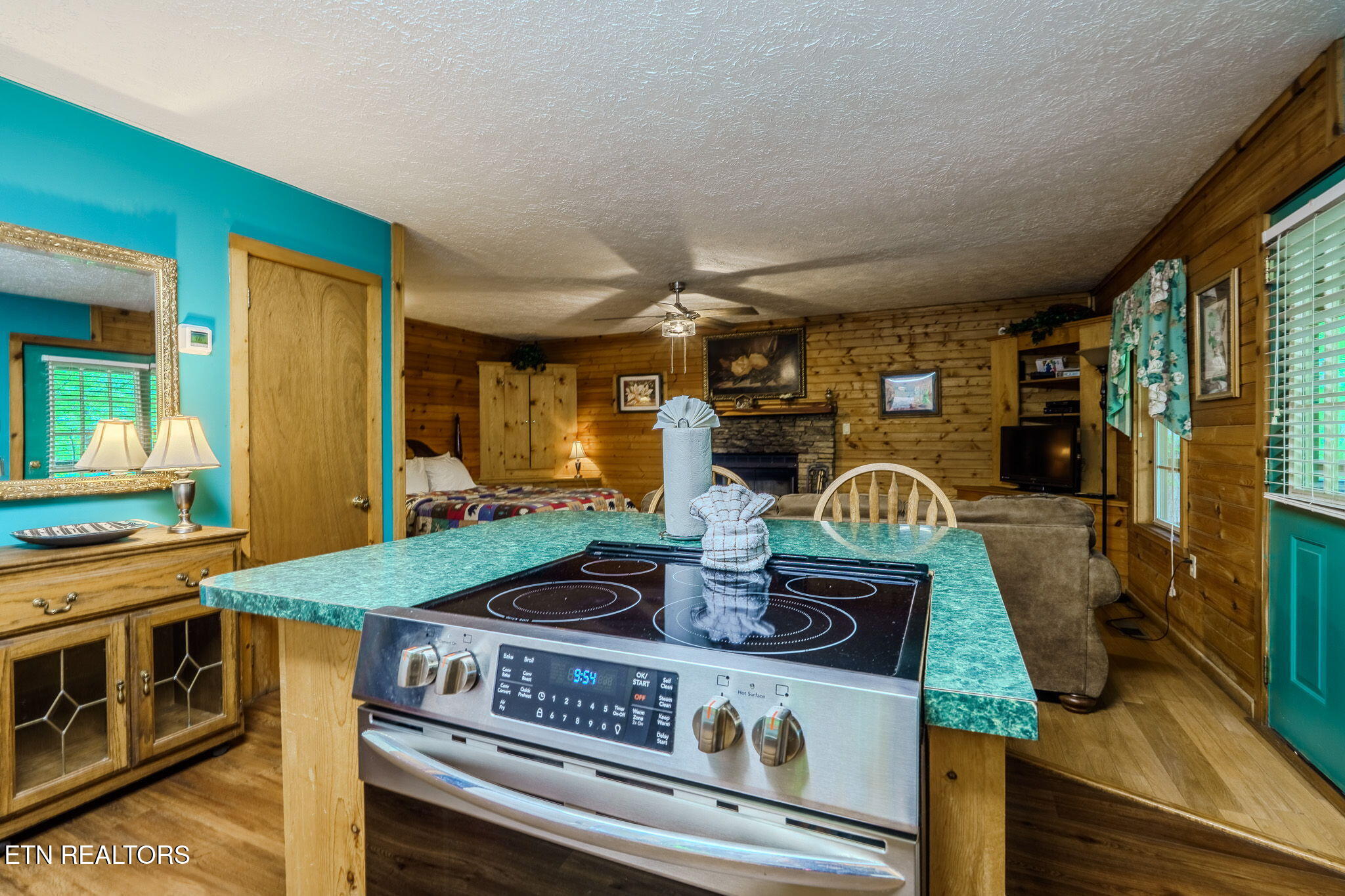 3376 Bear Mountain Lane Sevierville TN 37876
