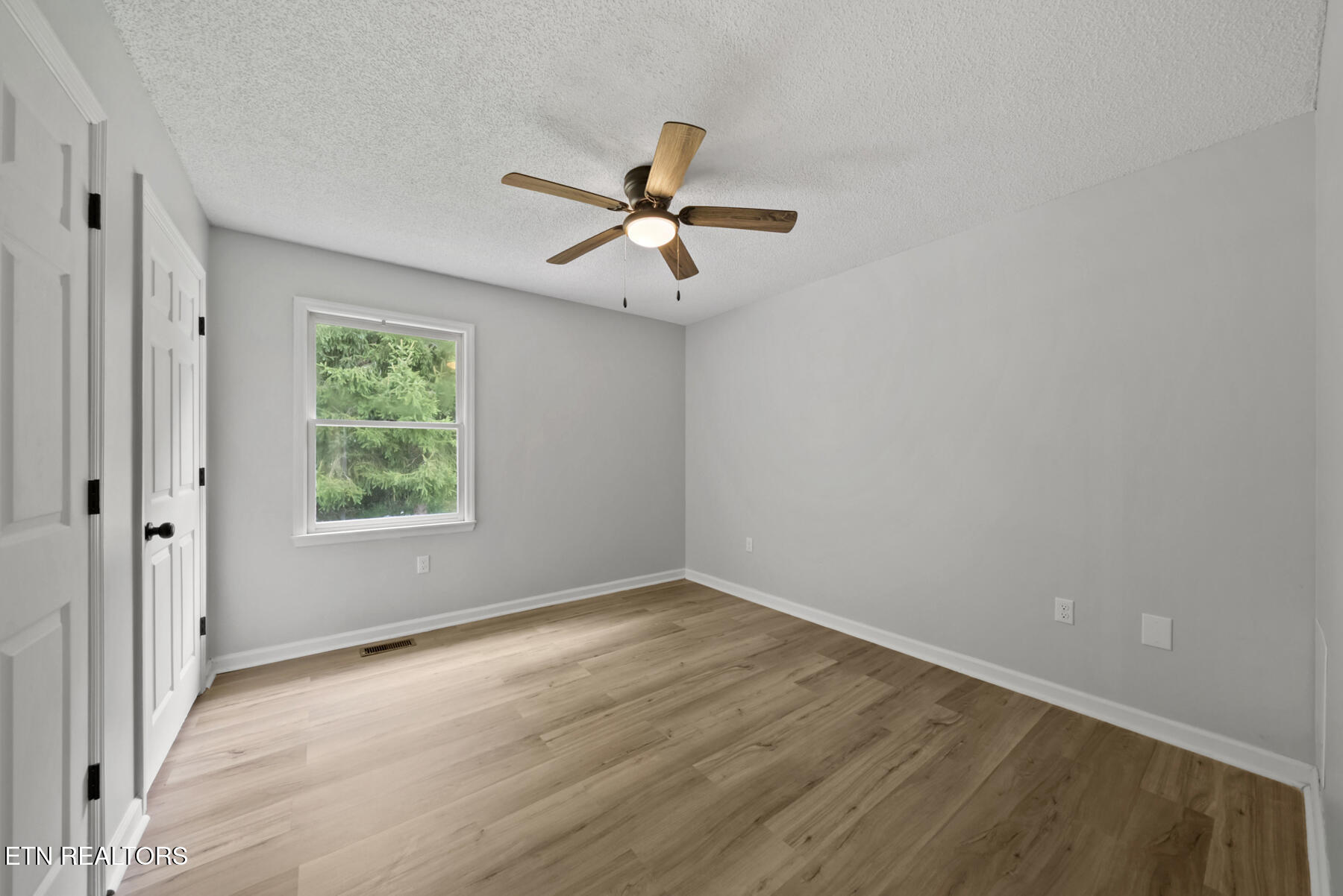 332 Southgate Drive Crossville TN 38555