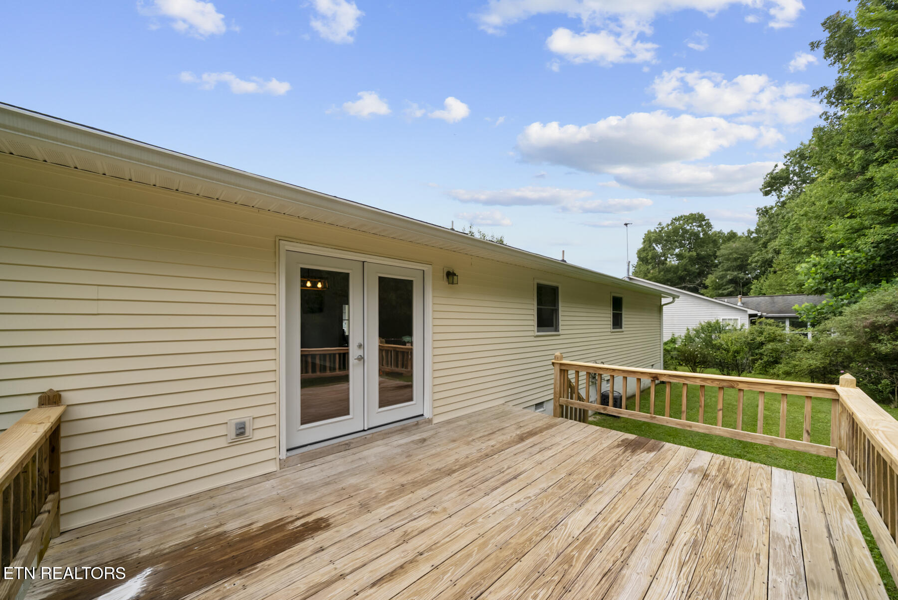 332 Southgate Drive Crossville TN 38555