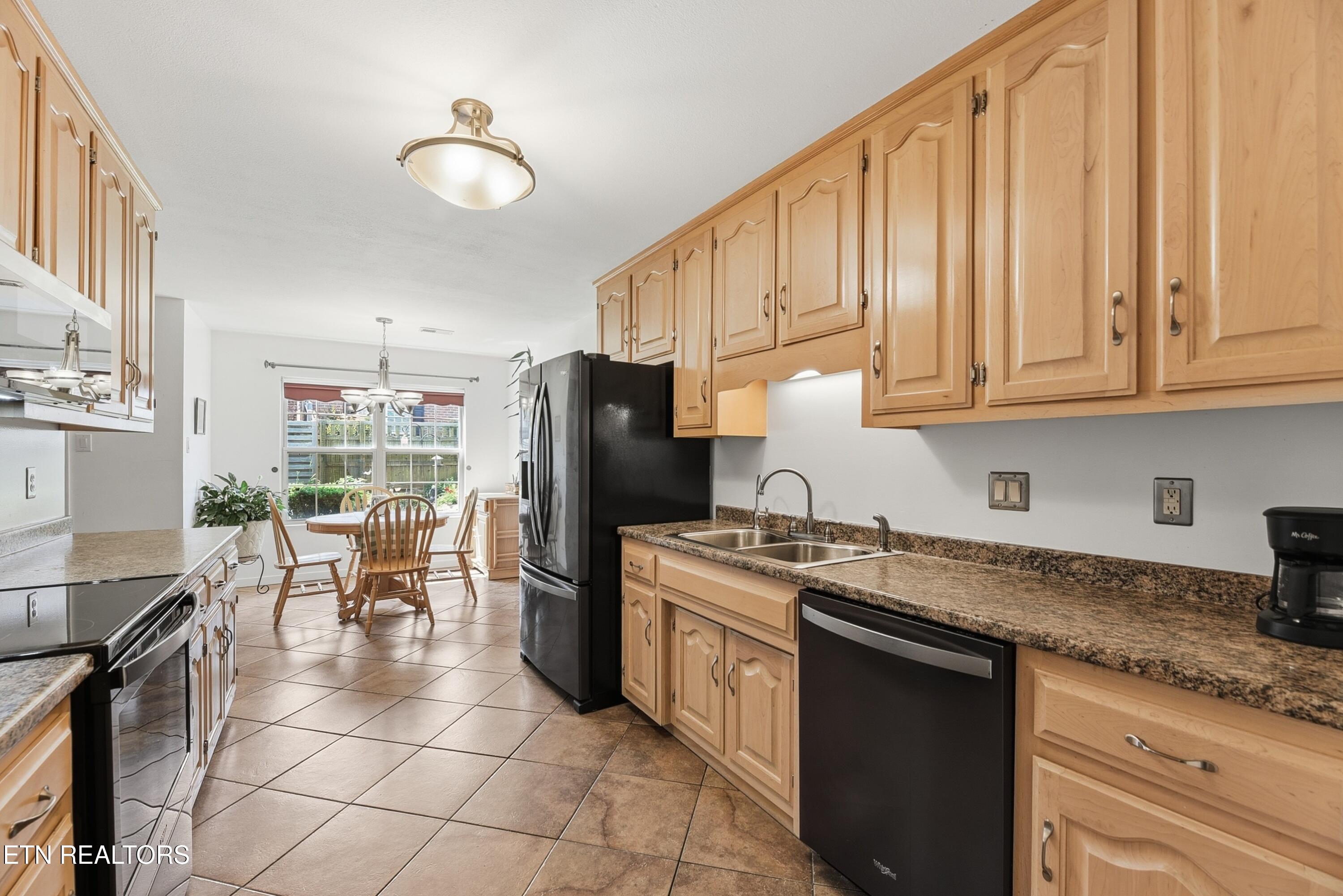 2326 Dublin Drive Maryville TN 37803
