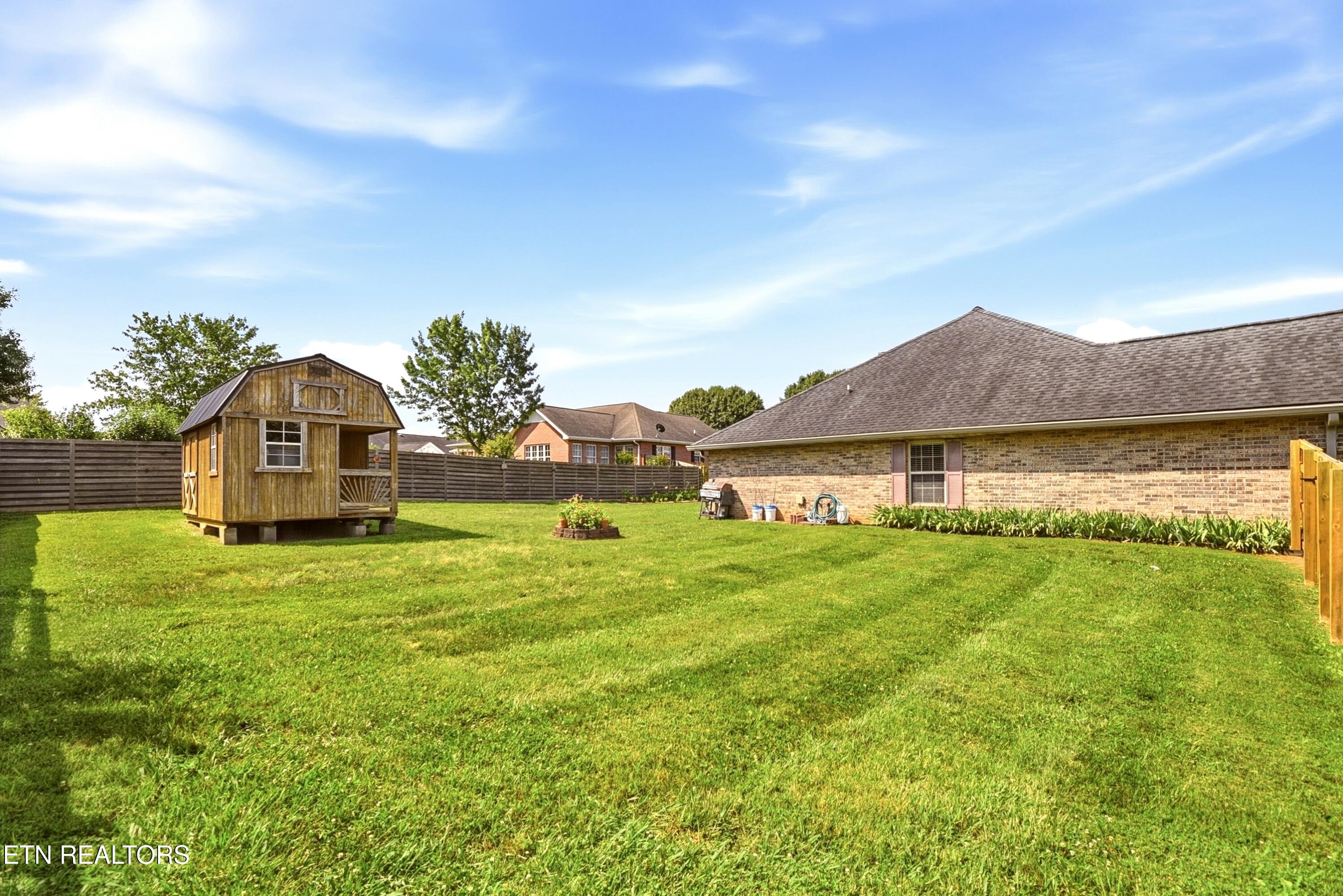 2326 Dublin Drive Maryville TN 37803