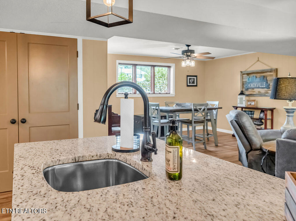7536 Berkshire Boulevard Powell TN 37849