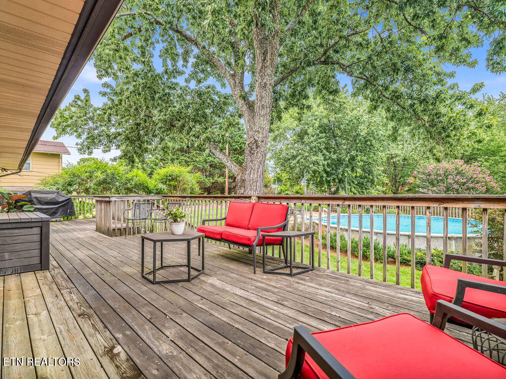 7536 Berkshire Boulevard Powell TN 37849