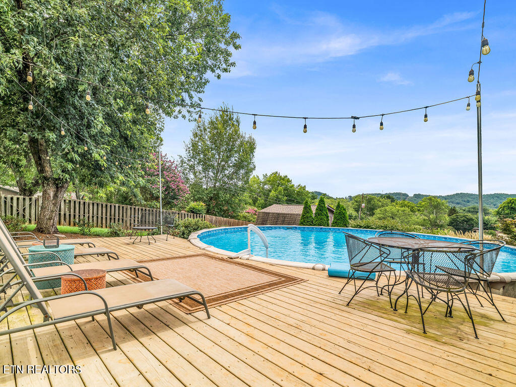 7536 Berkshire Boulevard Powell TN 37849