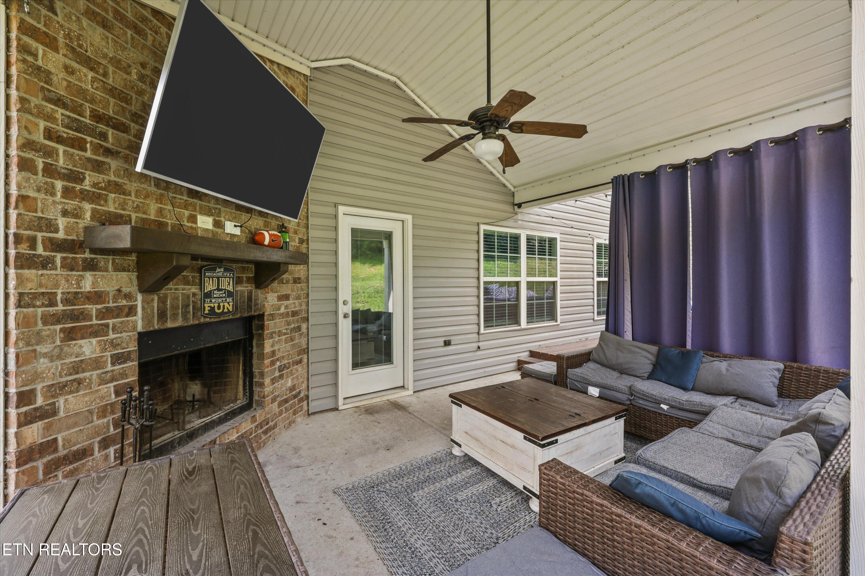 620 Carrington Boulevard Lenoir City TN 37771