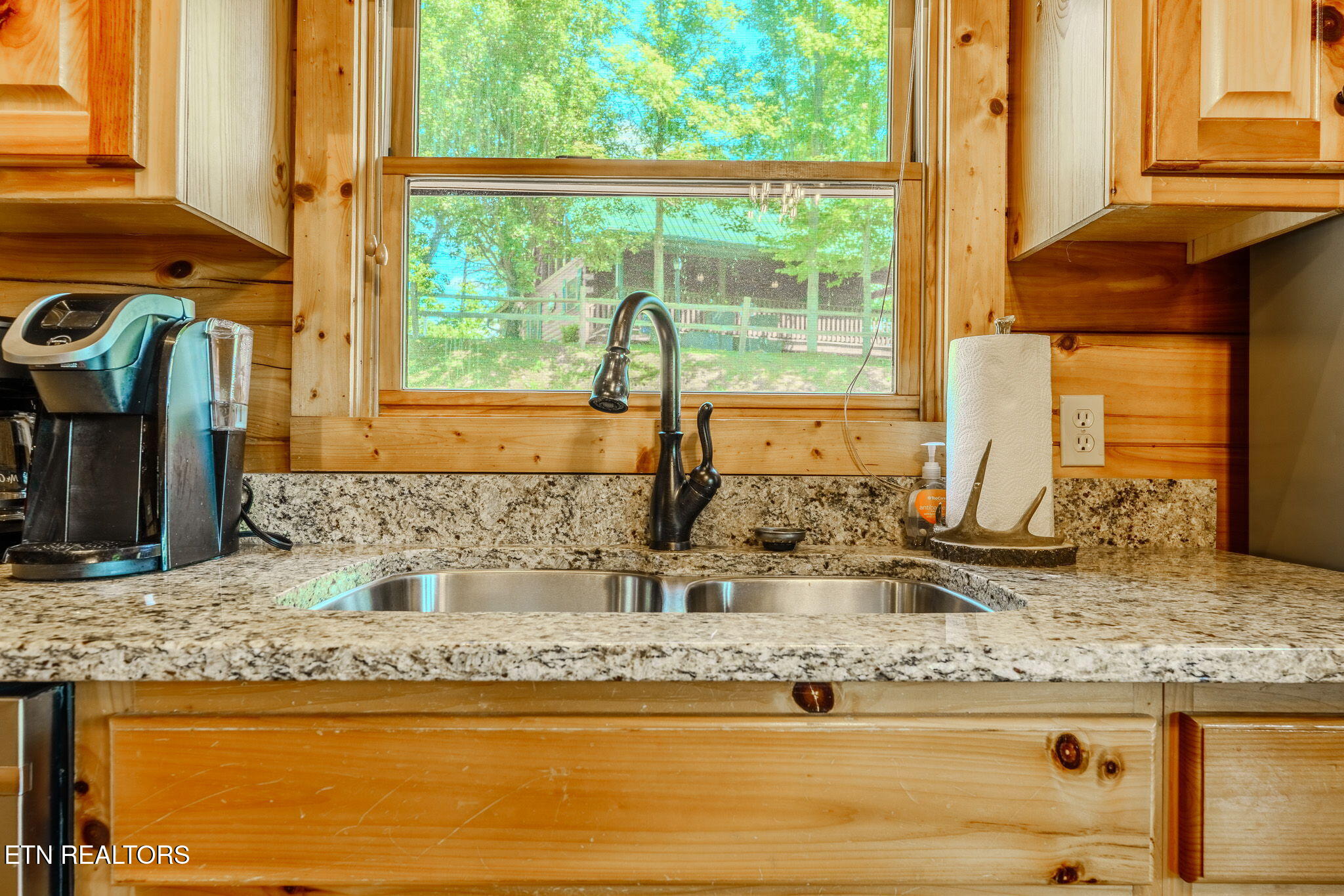 914 High Mountain Way Gatlinburg TN 37738