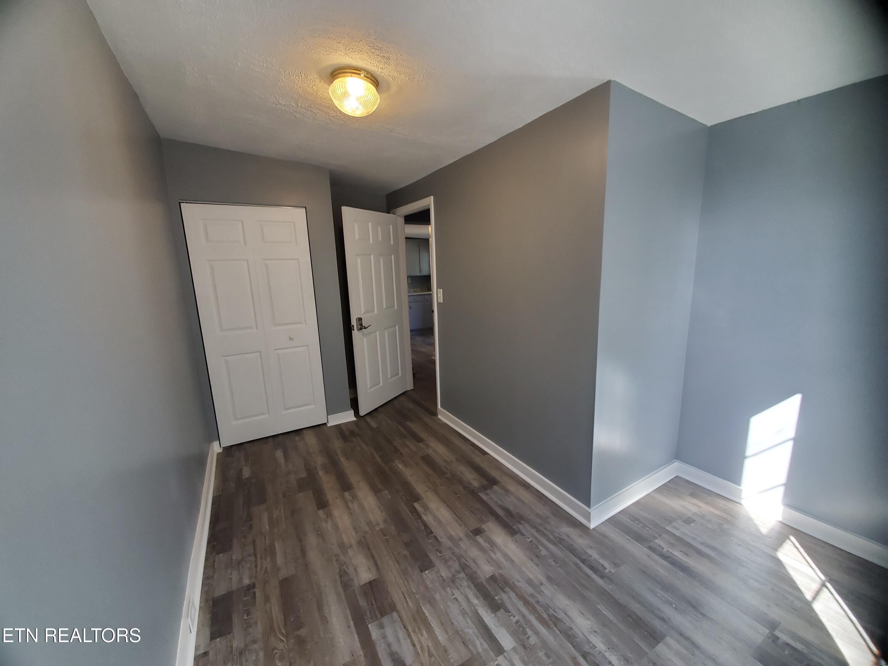 2705 Cecil Avenue Knoxville TN 37917