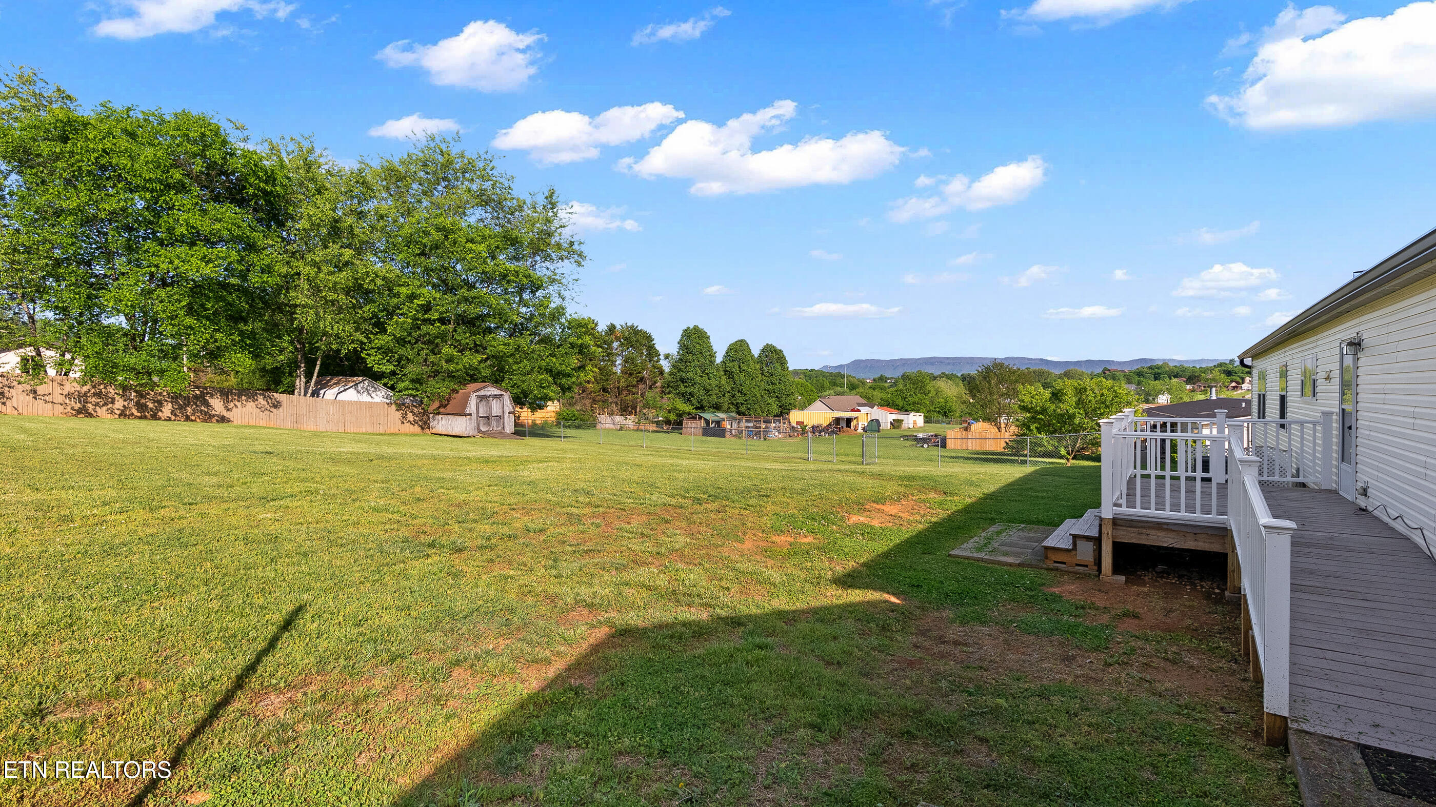 1126 Oakes Vista Lane Seymour TN 37865