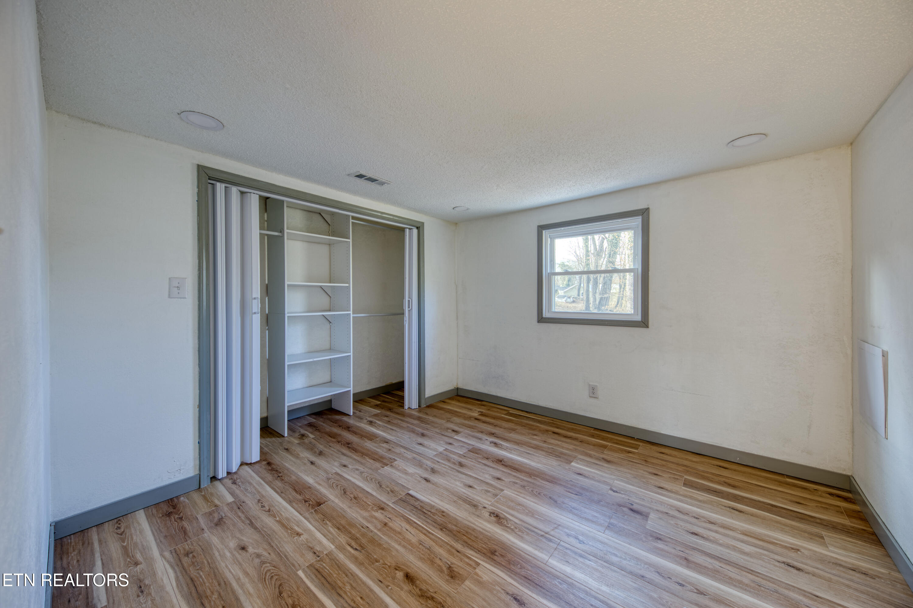 415 N Ridge Avenue Rockwood TN 37854