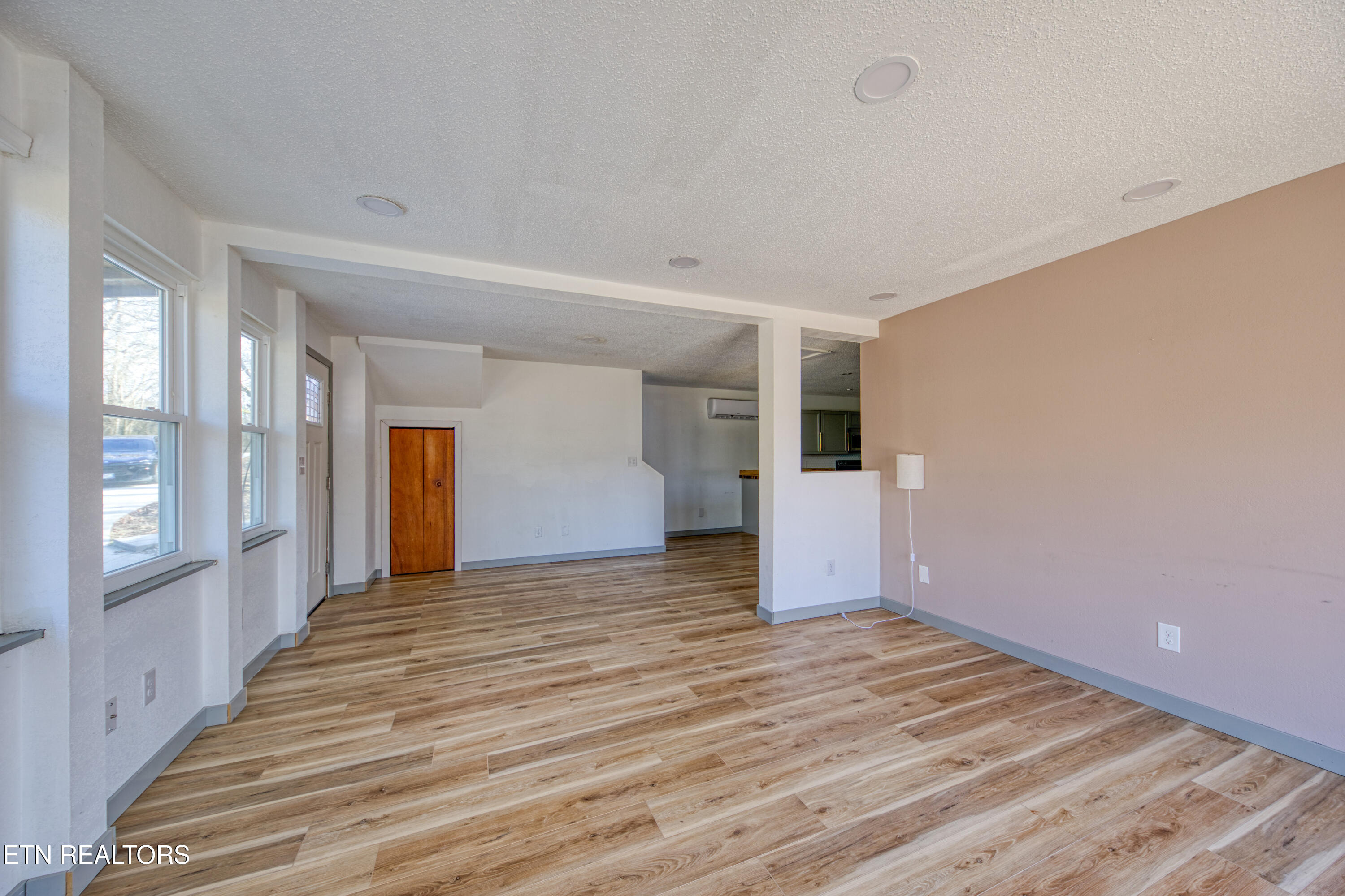 415 N Ridge Avenue Rockwood TN 37854