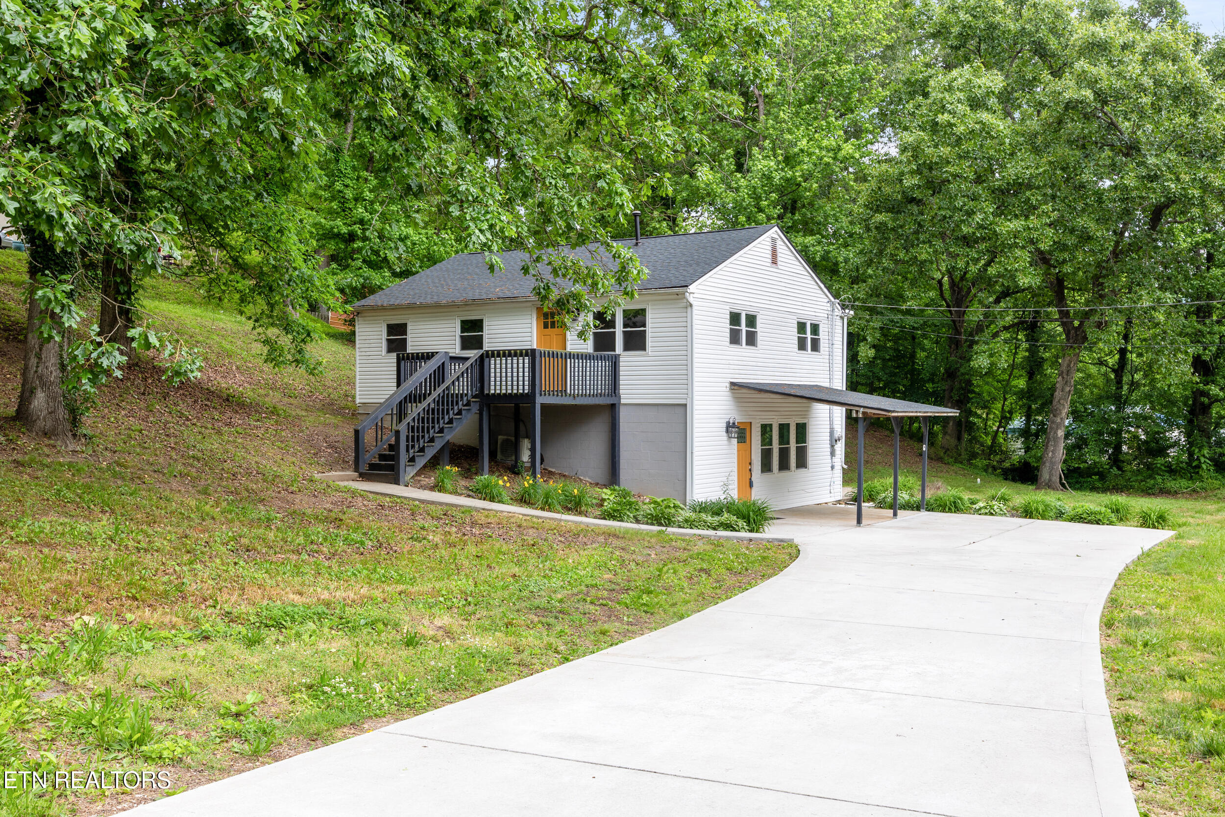 415 N Ridge Avenue Rockwood TN 37854