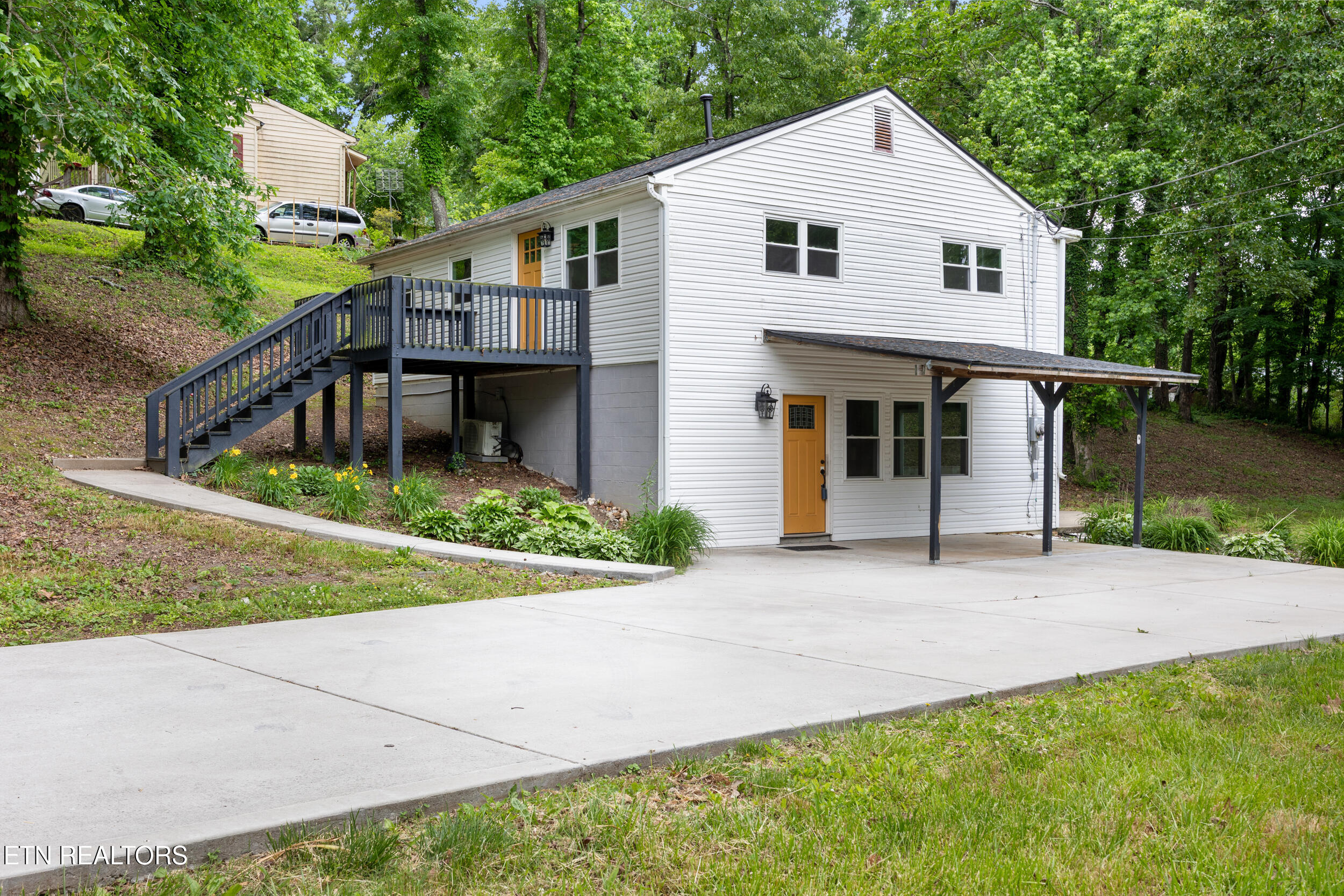 415 N Ridge Avenue Rockwood TN 37854