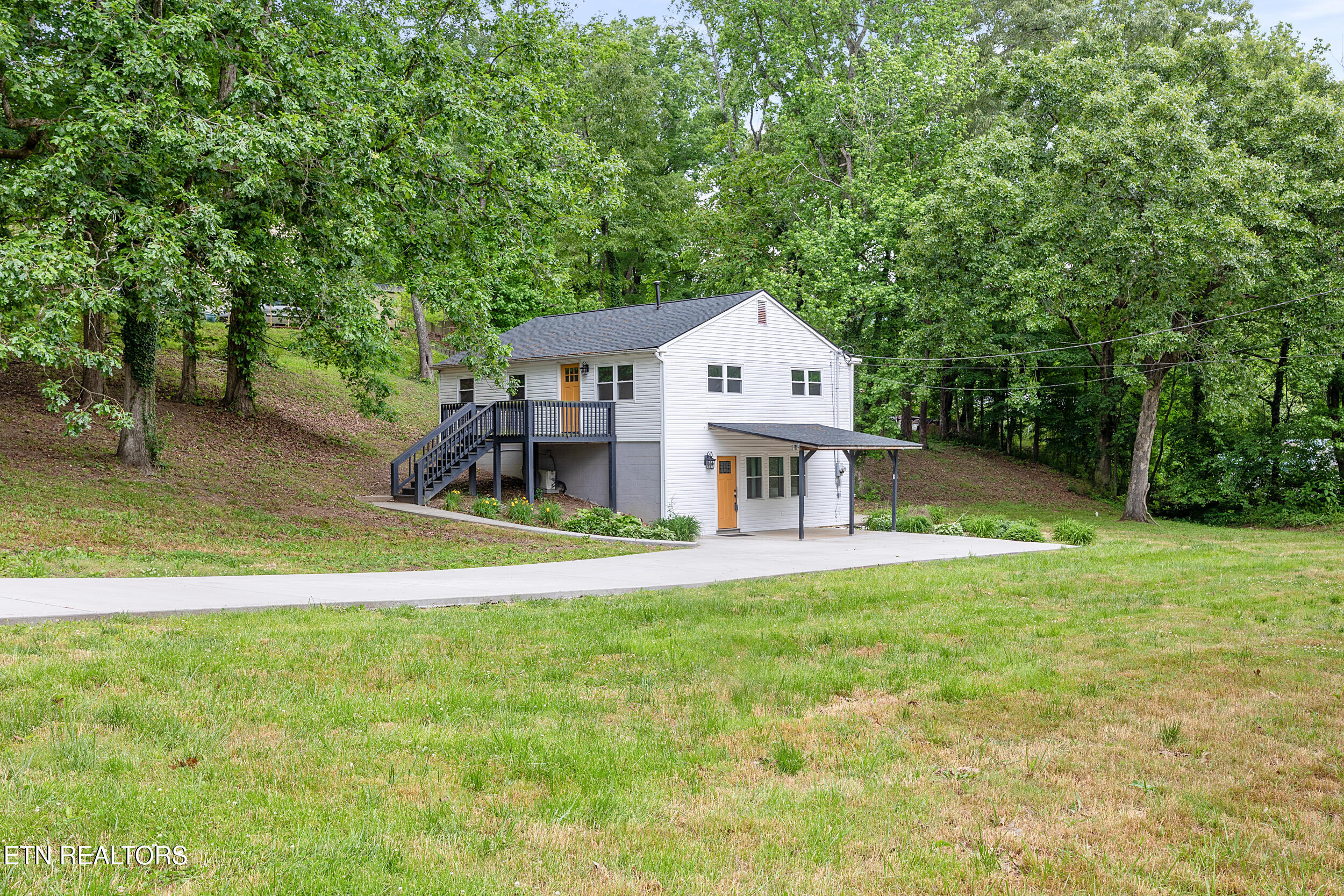 415 N Ridge Avenue Rockwood TN 37854