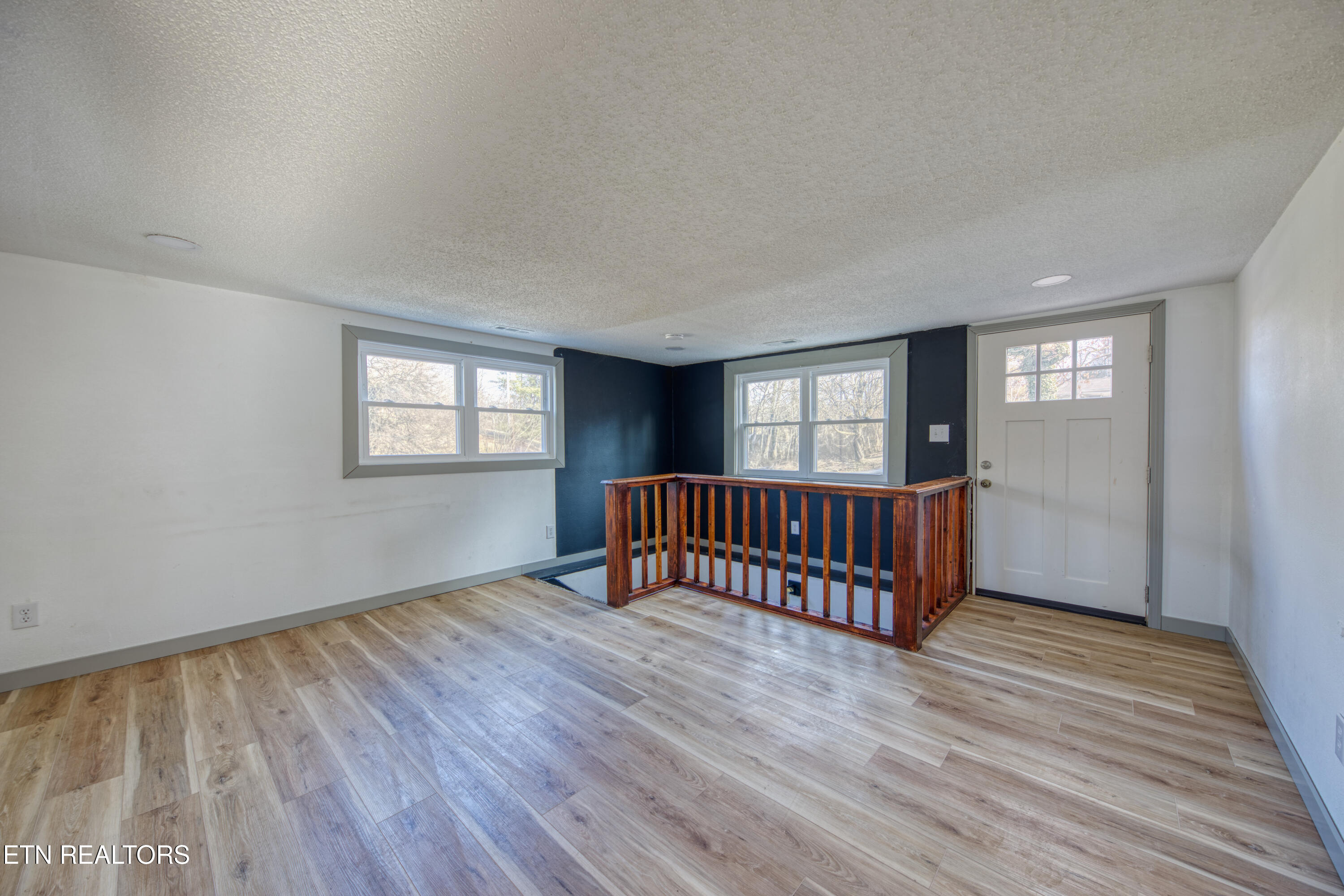 415 N Ridge Avenue Rockwood TN 37854