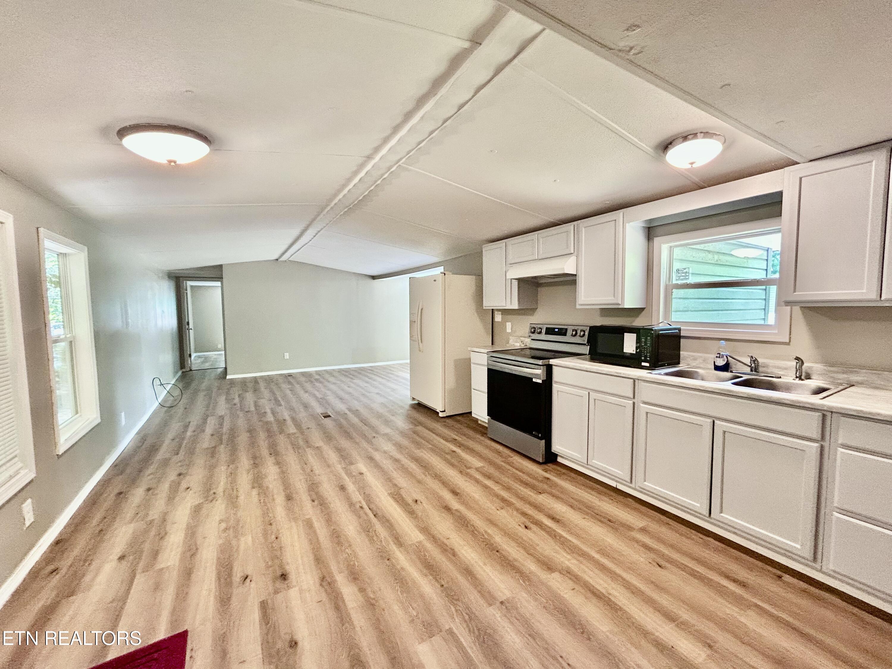 1020 Uno Lane Crossville TN 38572