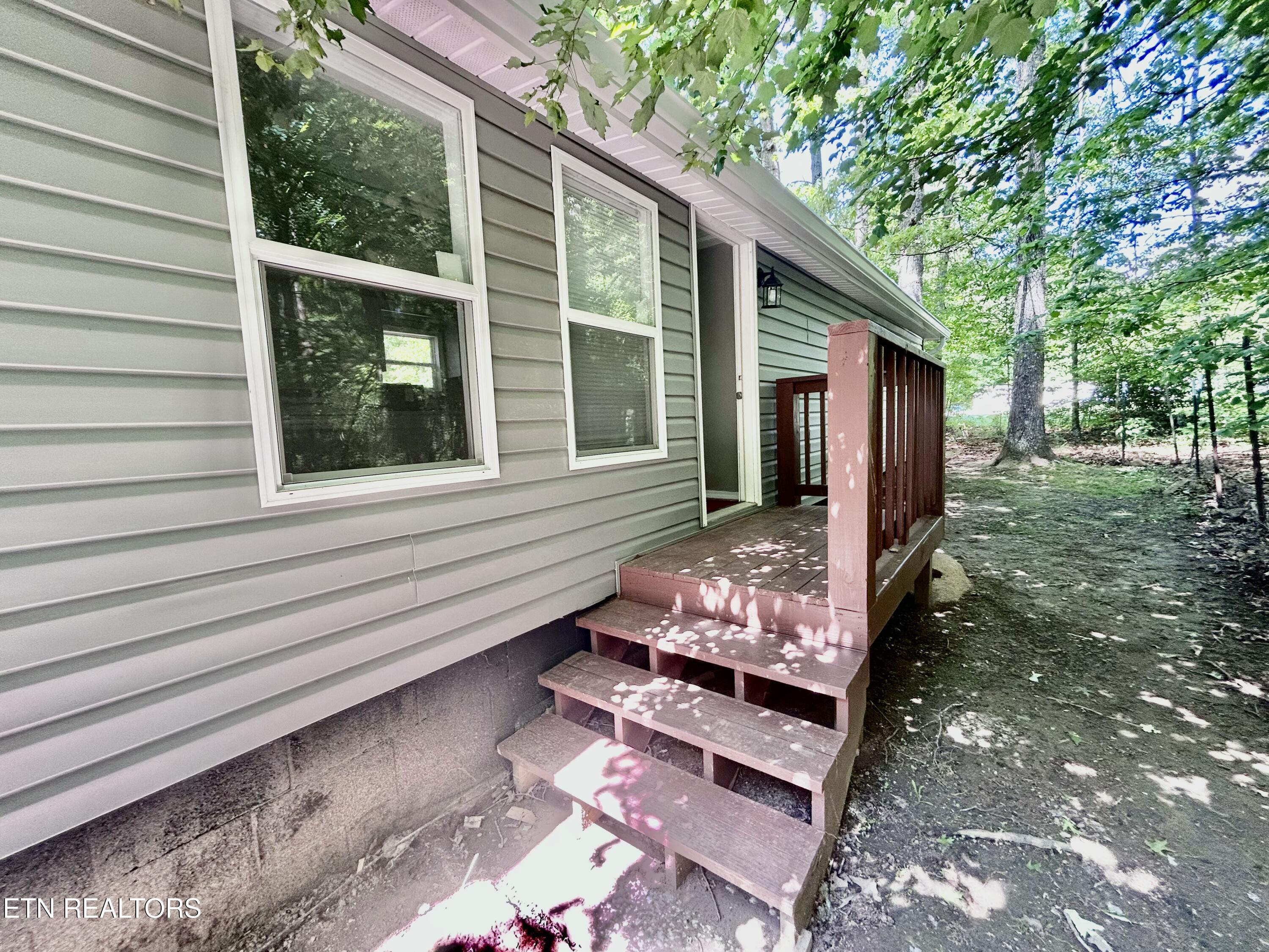1020 Uno Lane Crossville TN 38572