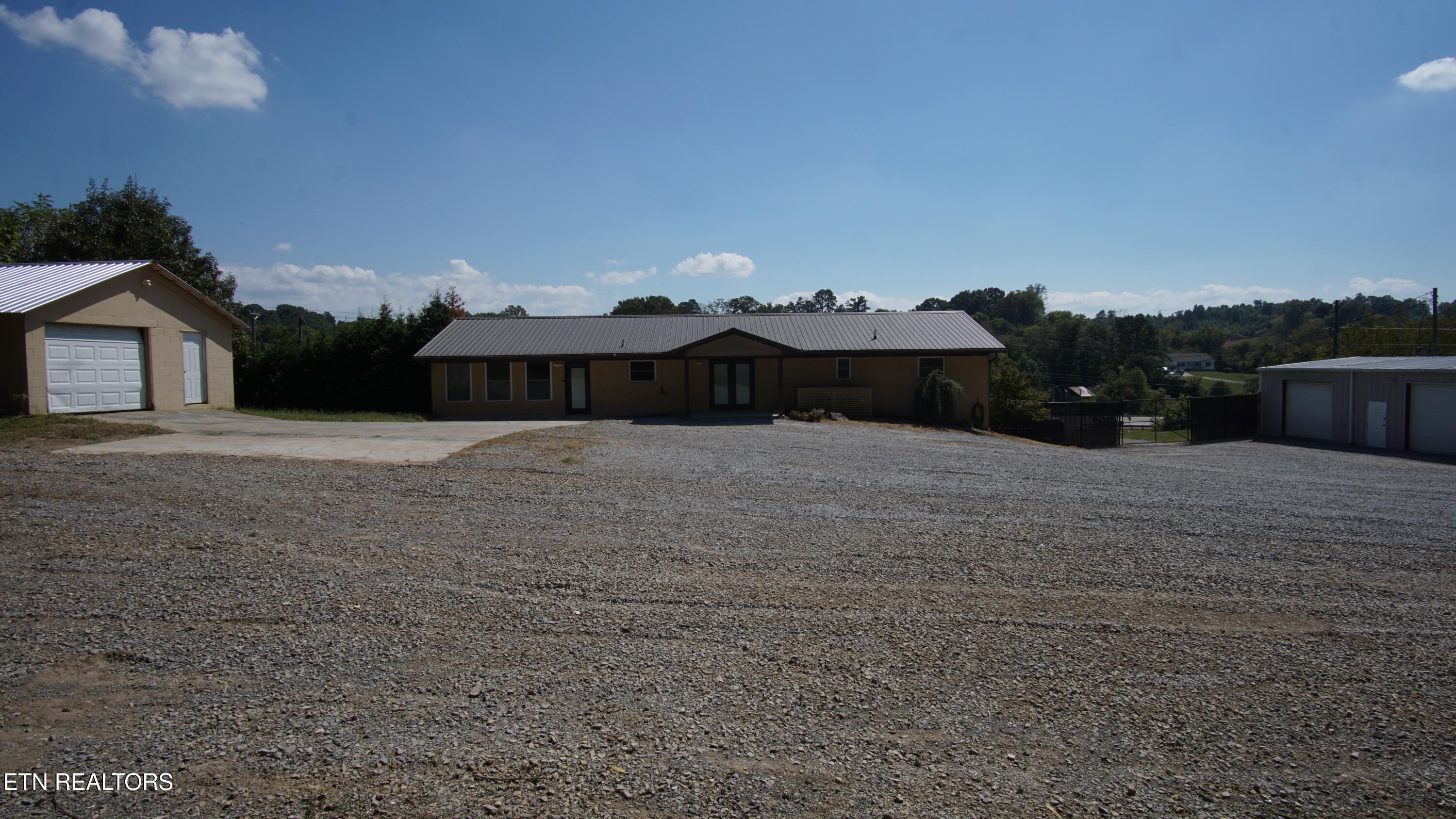 110 N Springview Road Maryville TN 37801