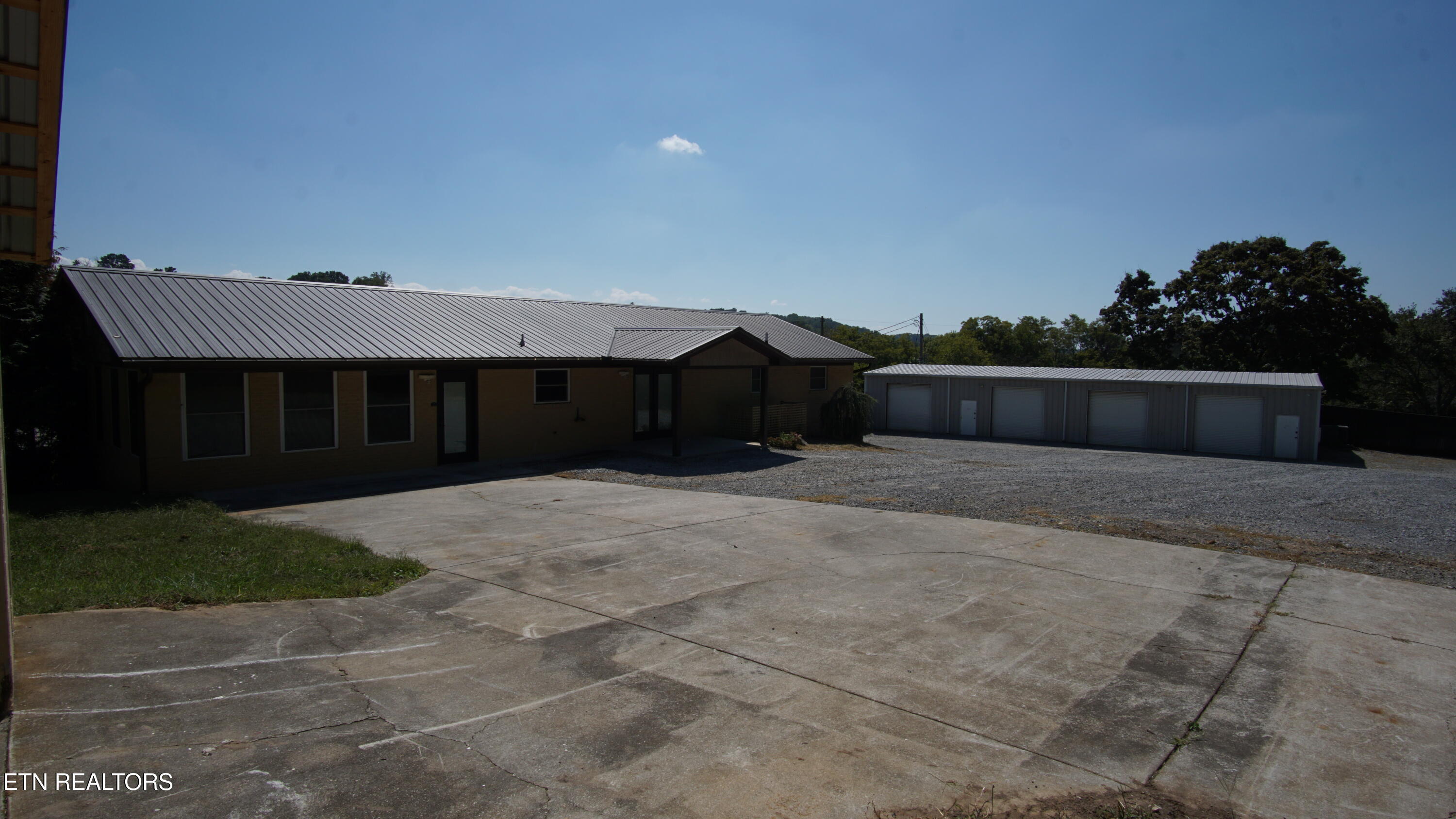 110 N Springview Road Maryville TN 37801