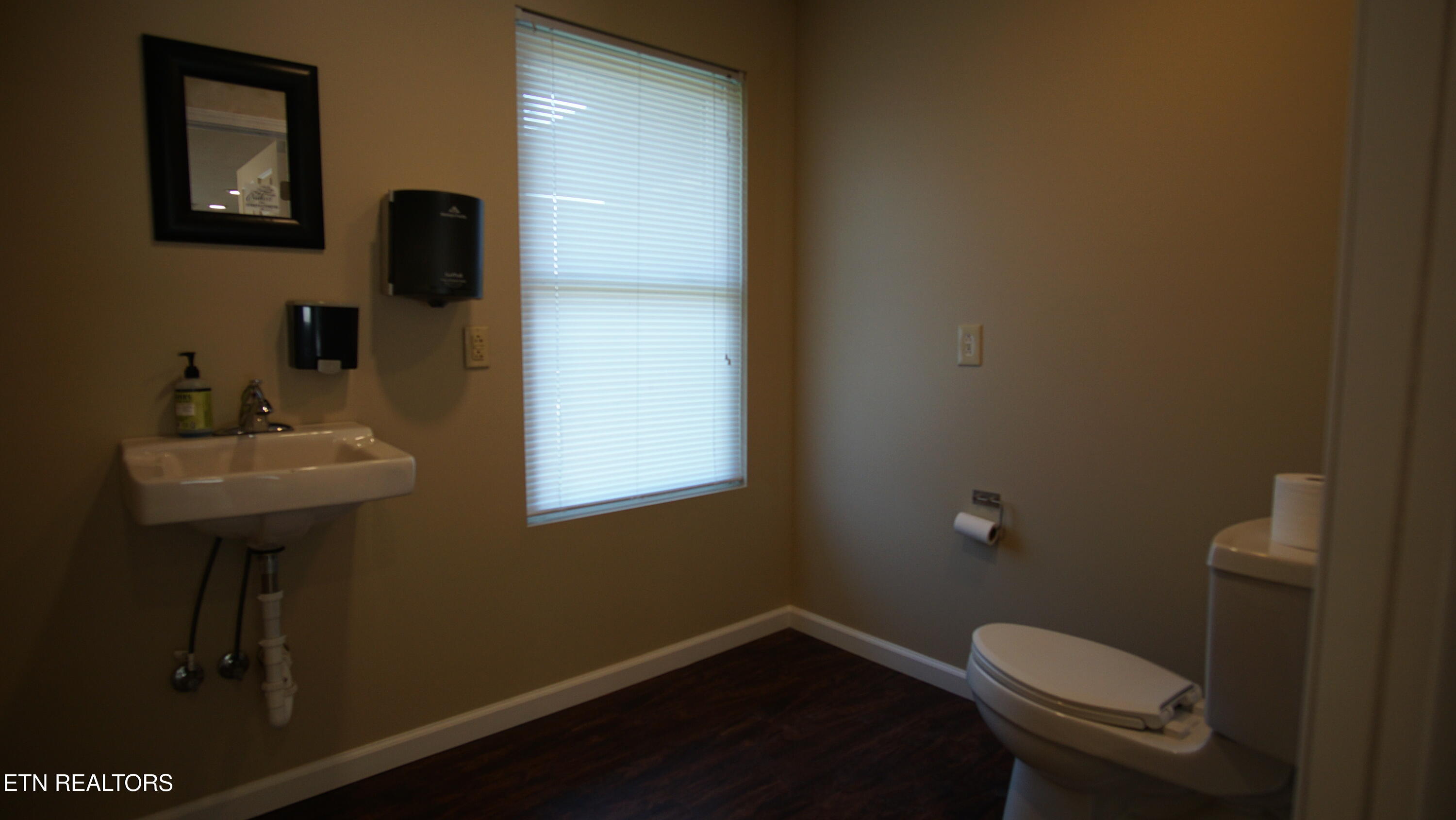 110 N Springview Road Maryville TN 37801