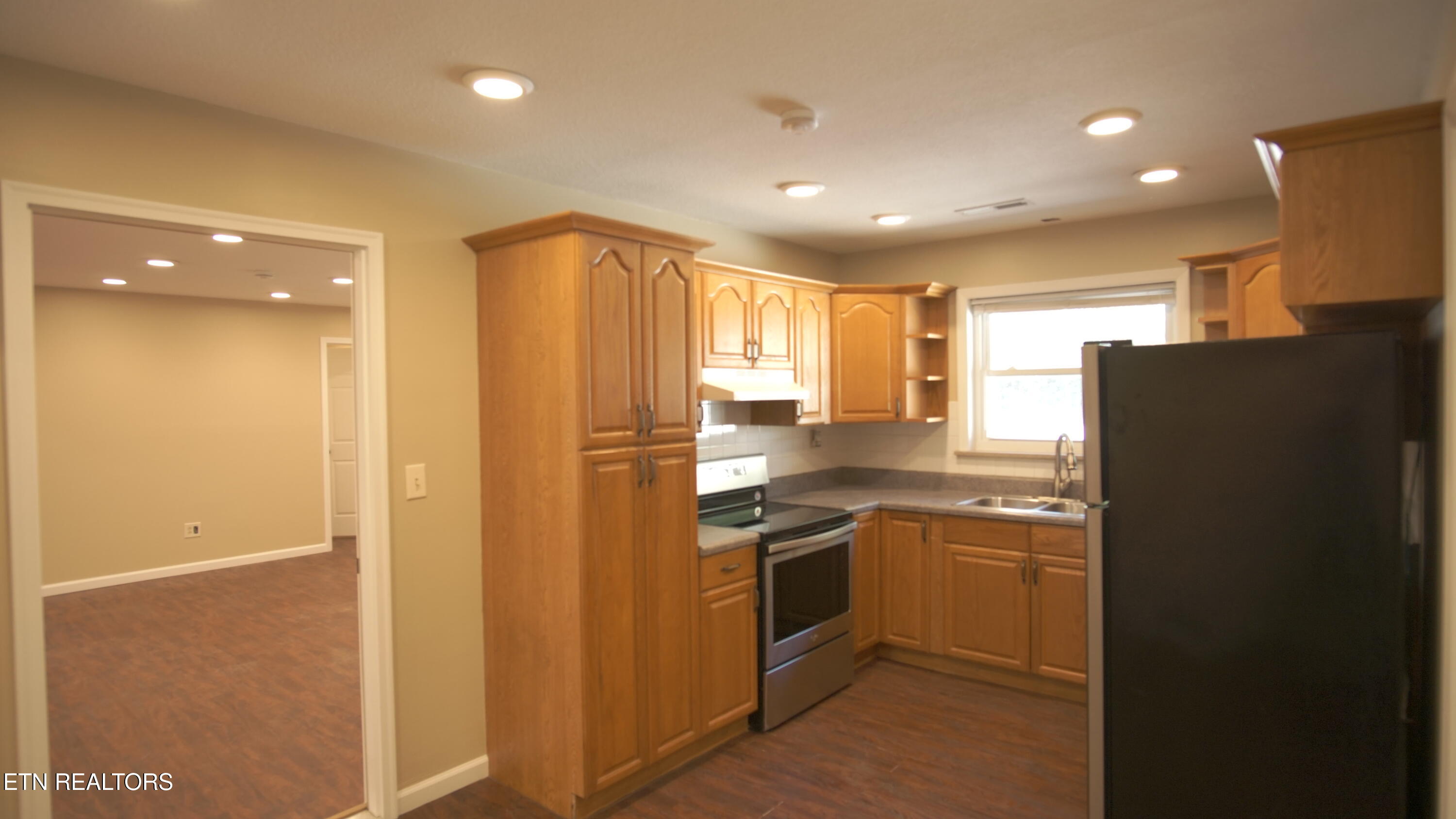 110 N Springview Road Maryville TN 37801