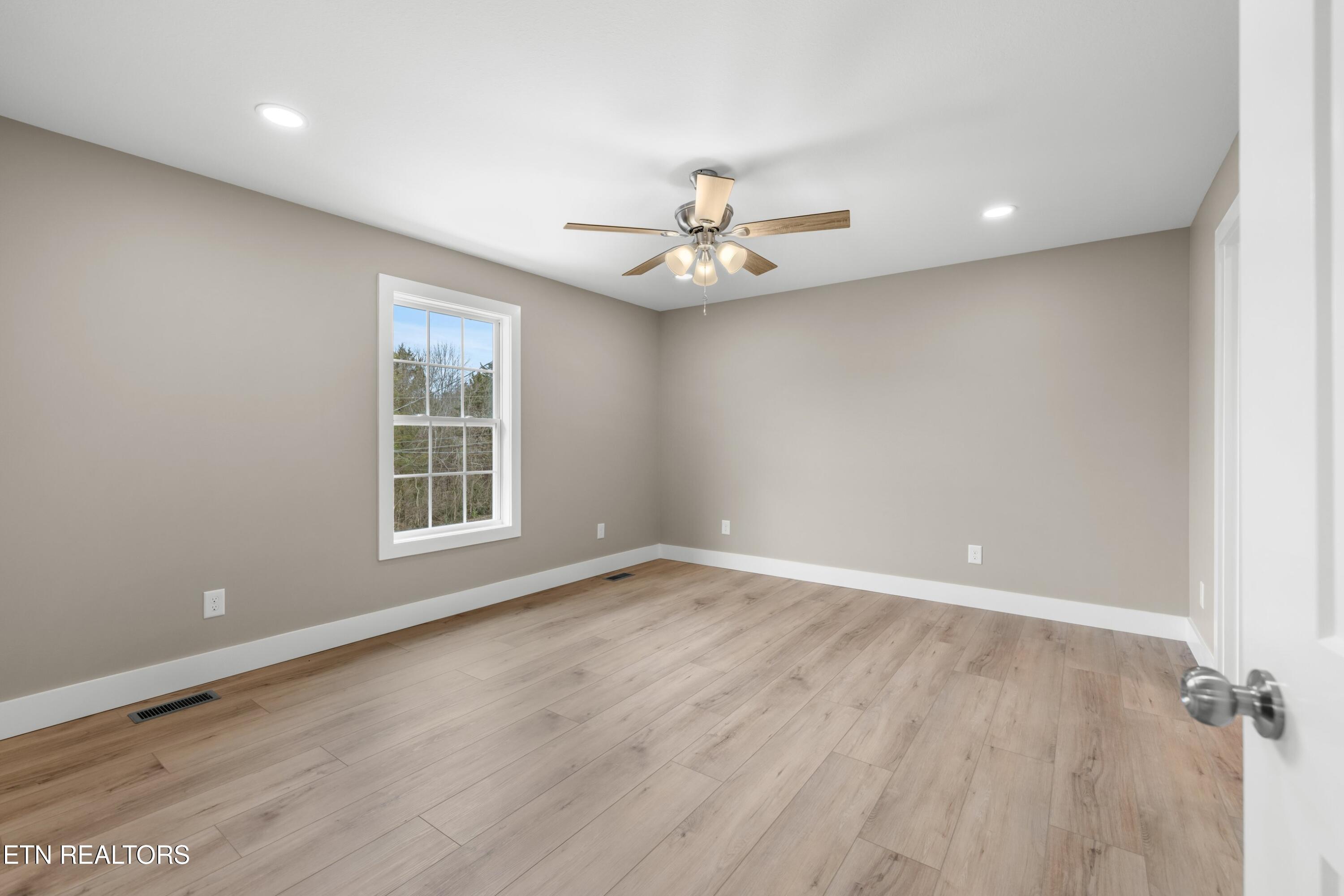 833 Knob Creek Boulevard Seymour TN 37865