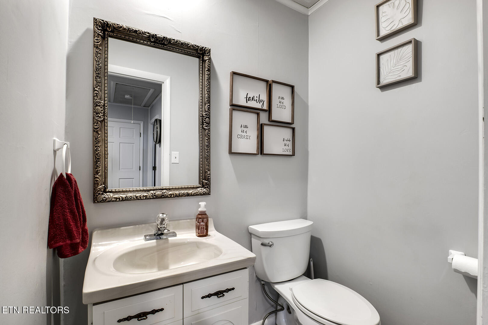 2163 Sugar Grove Valley Road Harriman TN 37748