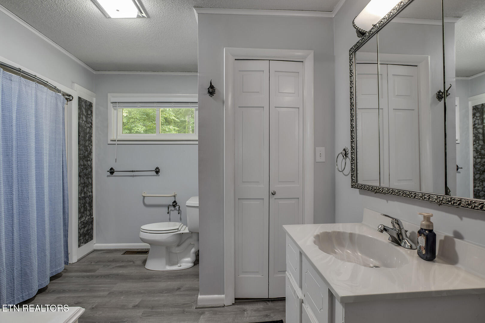 2163 Sugar Grove Valley Road Harriman TN 37748