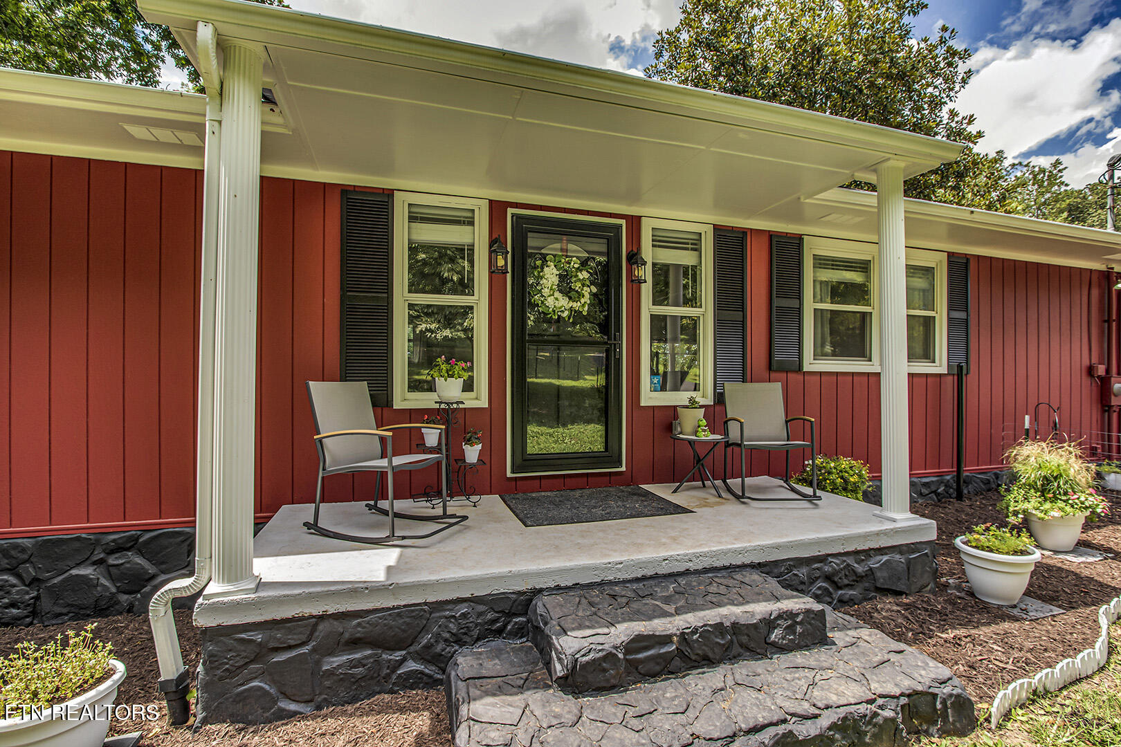 2163 Sugar Grove Valley Road Harriman TN 37748
