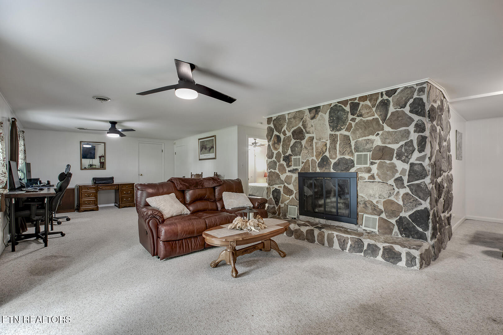 2163 Sugar Grove Valley Road Harriman TN 37748