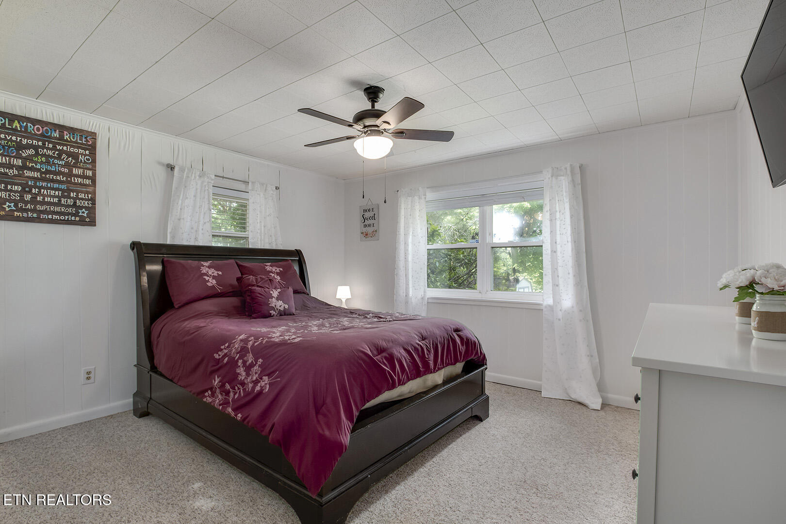 2163 Sugar Grove Valley Road Harriman TN 37748
