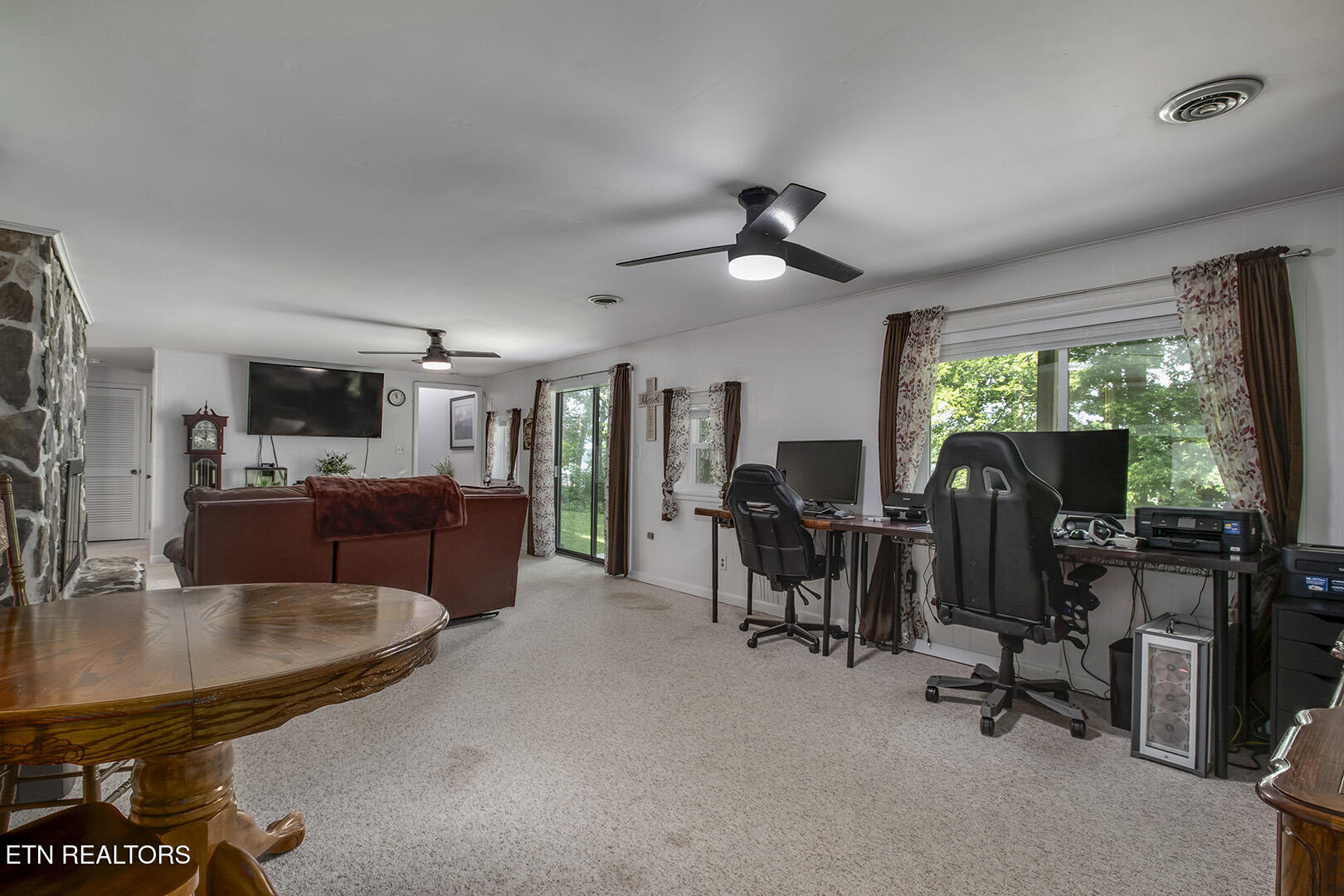 2163 Sugar Grove Valley Road Harriman TN 37748