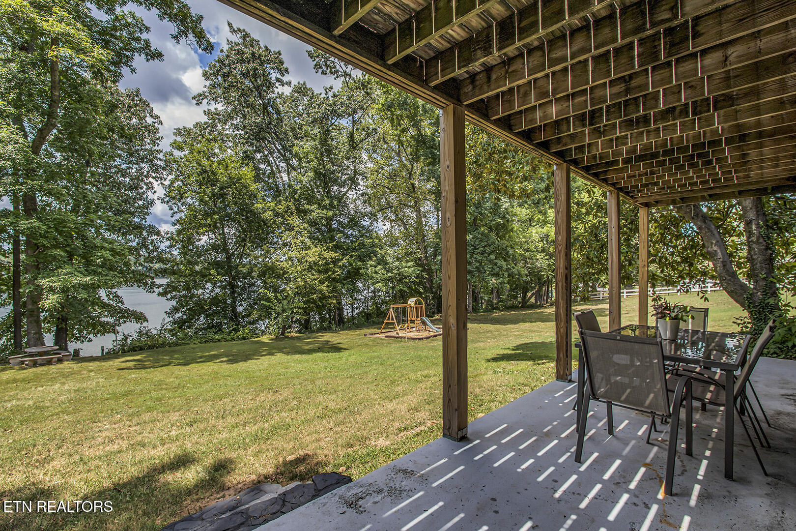 2163 Sugar Grove Valley Road Harriman TN 37748