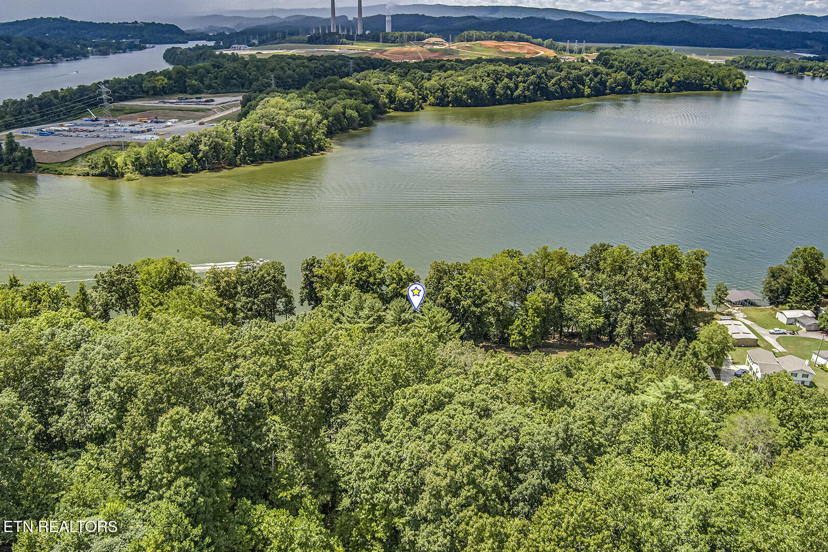 2163 Sugar Grove Valley Road Harriman TN 37748