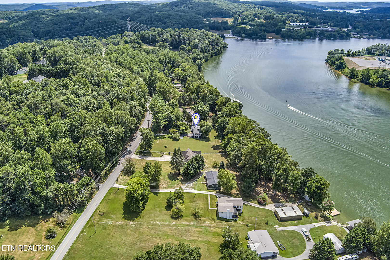 2163 Sugar Grove Valley Road Harriman TN 37748