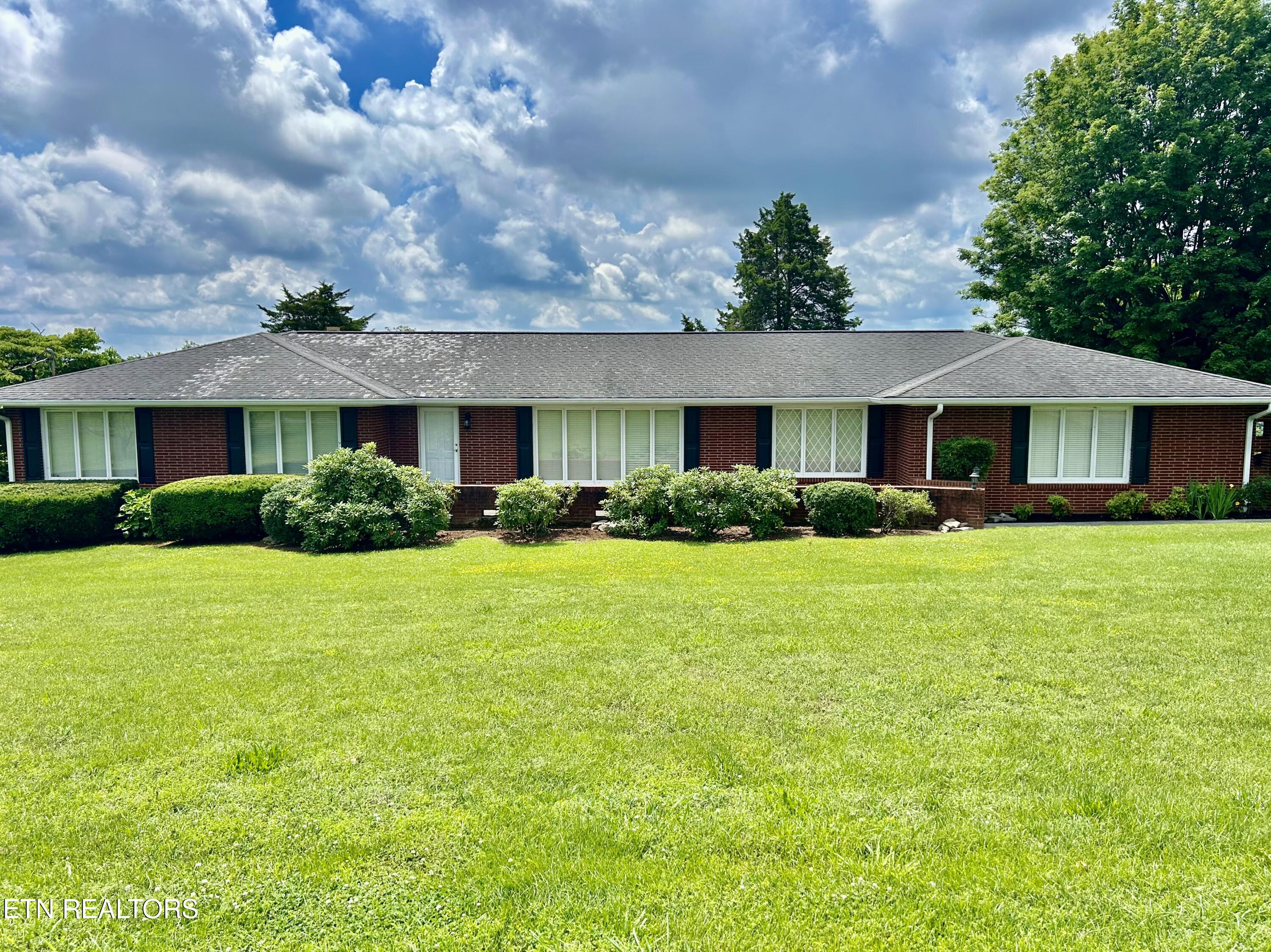 1427 Laurel Hills Circle Jefferson City TN 37760