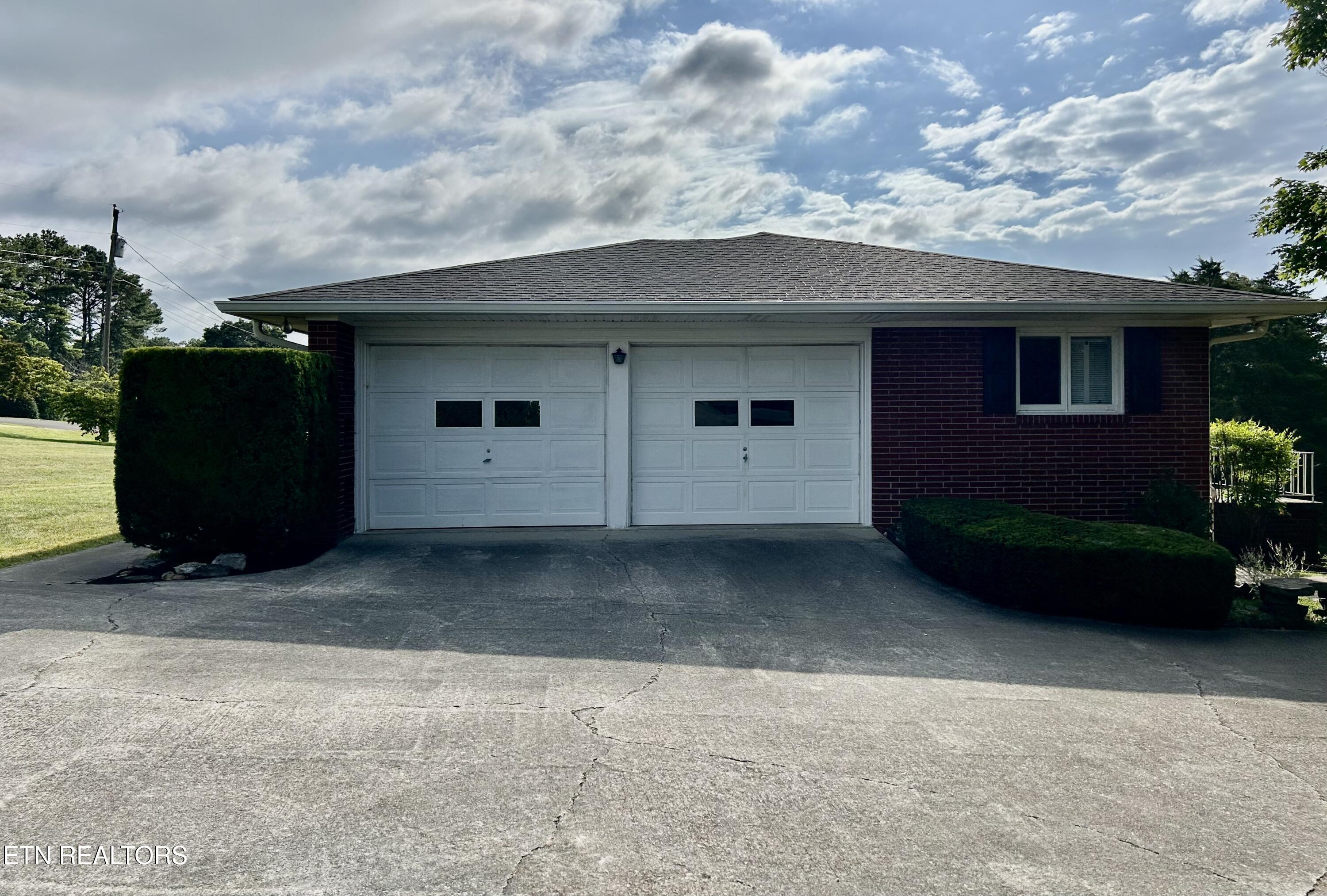 1427 Laurel Hills Circle Jefferson City TN 37760